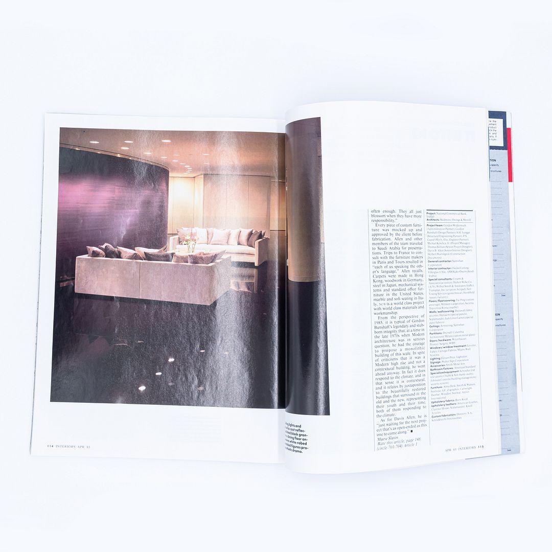 Magazine de Gordon Bunshaft ft., avril 1985 Tirelire commerciale nationale de Jeddah en vente 4