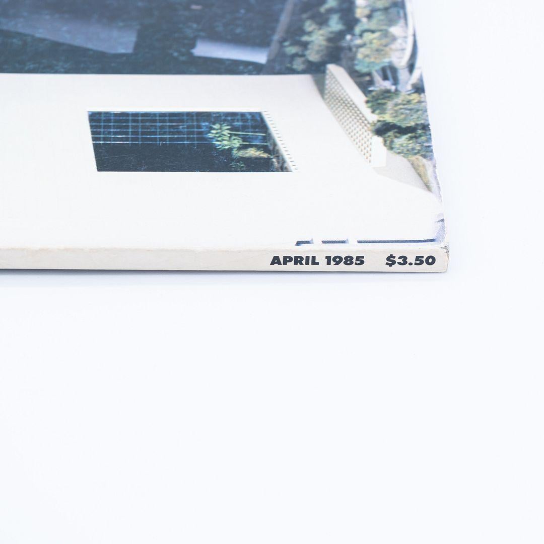 Américain Magazine de Gordon Bunshaft ft., avril 1985 Tirelire commerciale nationale de Jeddah en vente