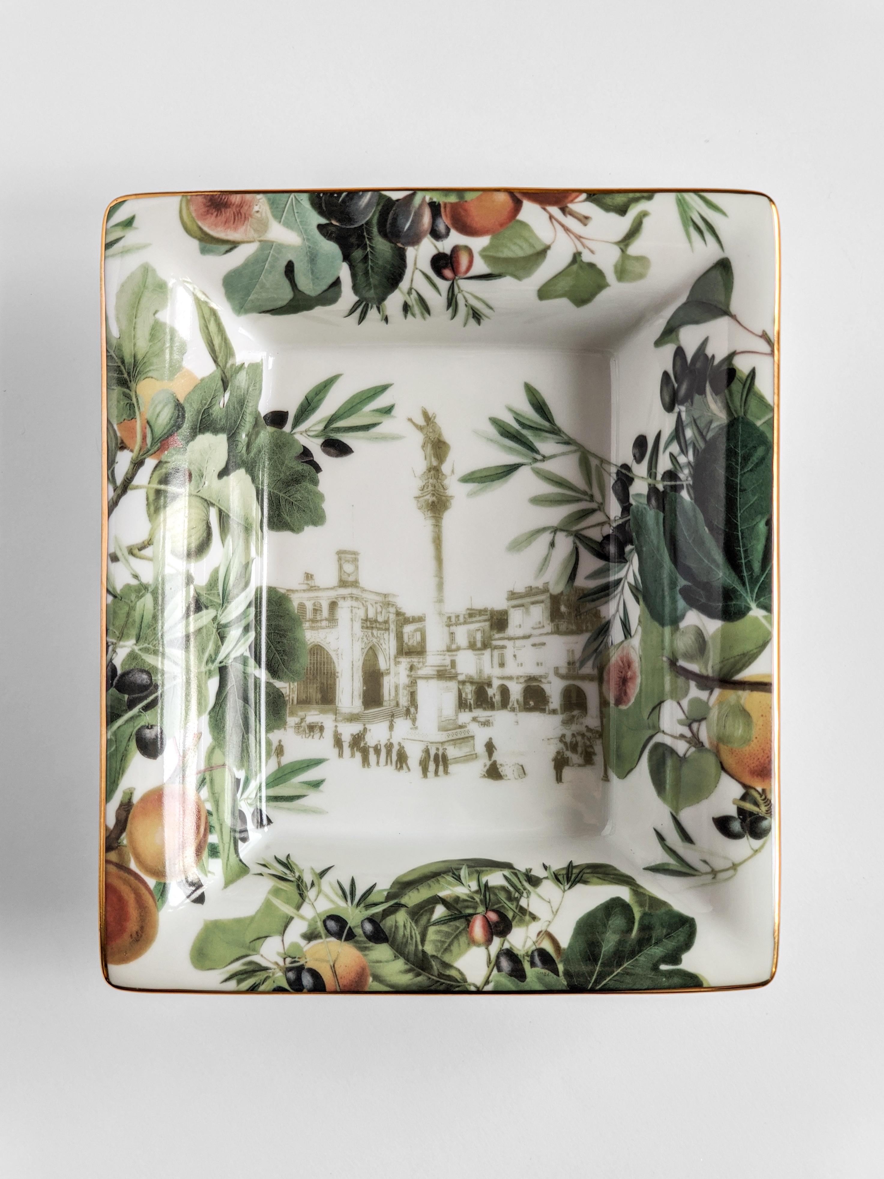 XXIe siècle et contemporain Apulia, Emptier de poche en porcelaine contemporaine, deux tailles, de Vito Nesta en vente