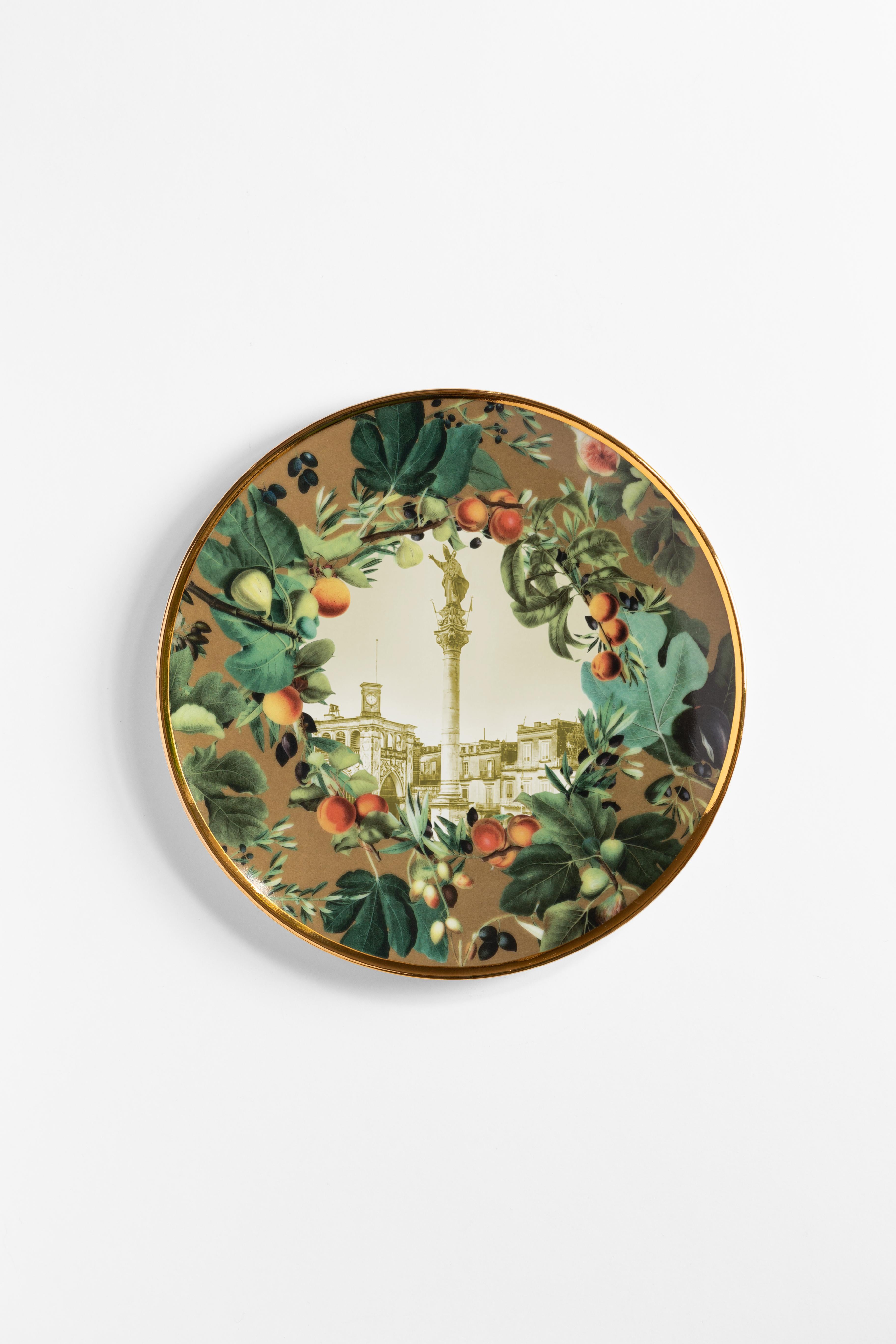 Apulia, Seven Contemporary Porcelain Dessert Plates with Decorative Design For Sale 3