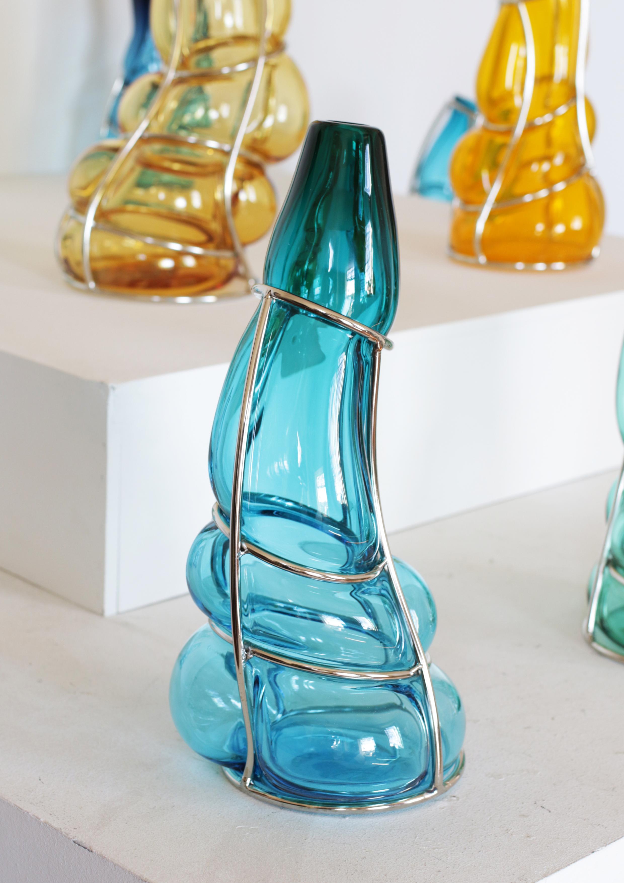 Italiano Vaso scultura Aqcuamare Babà di Alice Crepaldi in vendita