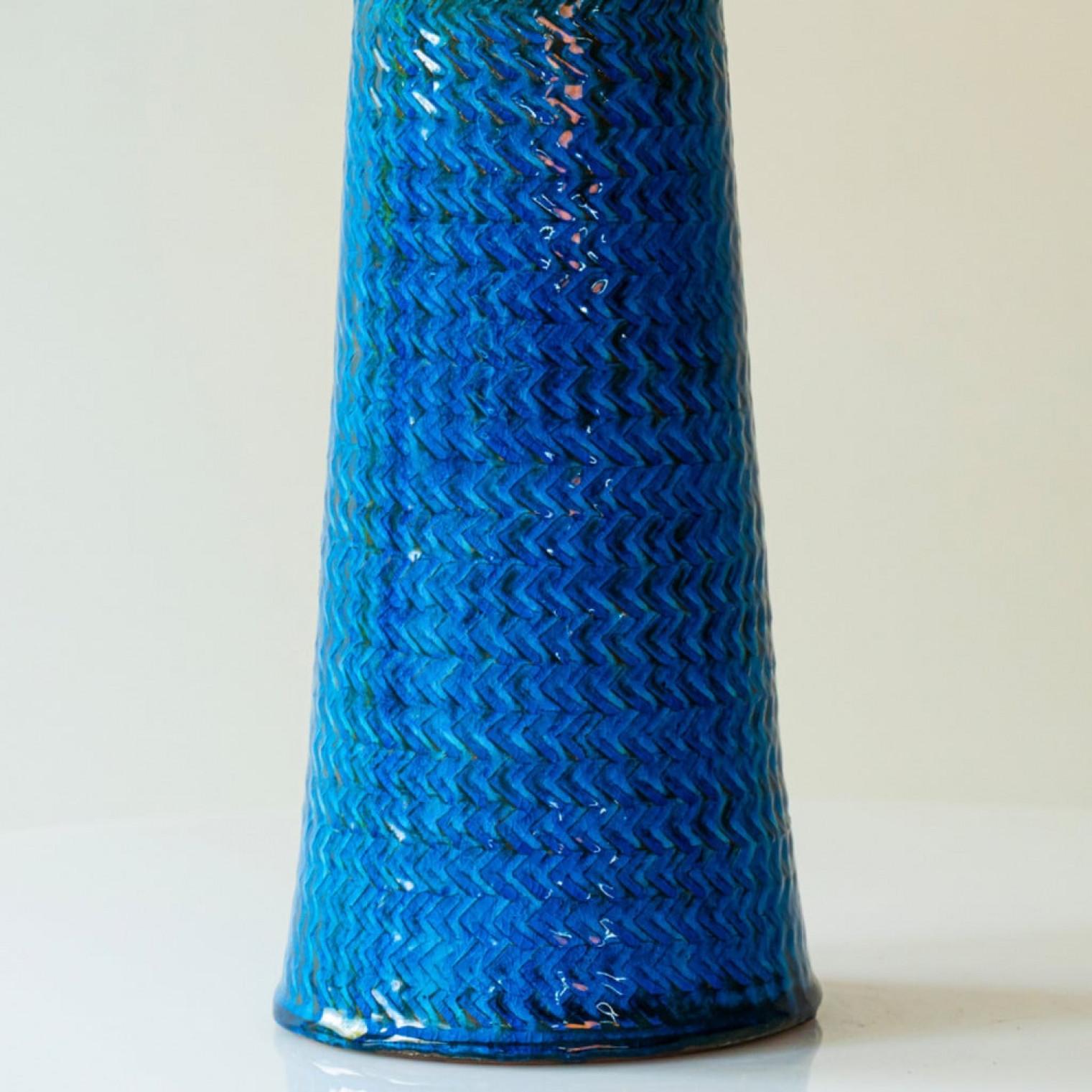 Aqua and Brown Ceramic Table Lamp, Blue Silk Lampshade by R. Houben, 1950 In condizioni buone in vendita a Rijssen, NL