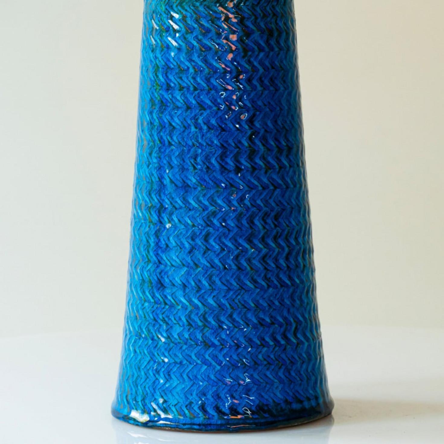 Aqua and Brown Ceramic Table Lamp, Blue Silk Lampshade by R. Houben, 1950 In Good Condition For Sale In Rijssen, NL