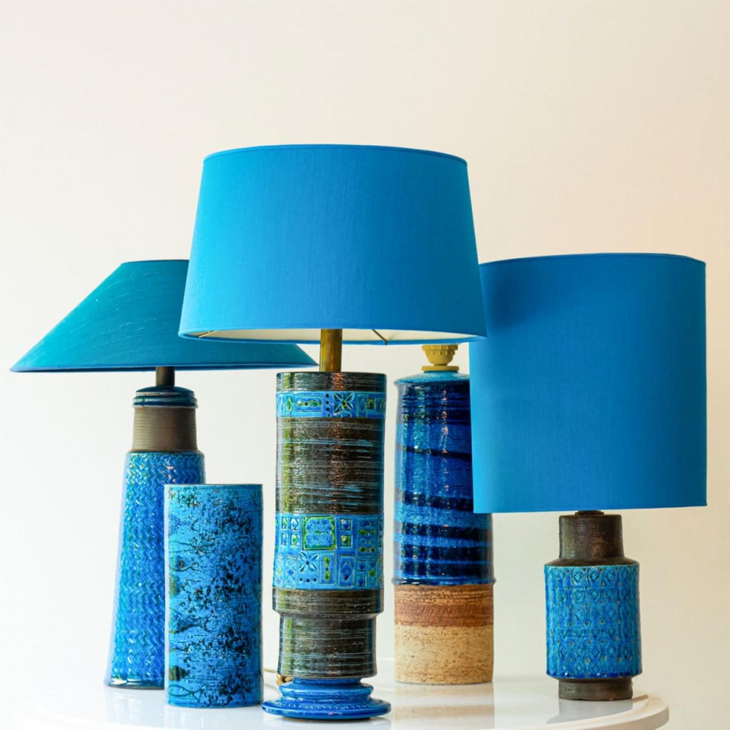 Céramique Lampe de table en céramique aqua et marron, abat-jour en soie bleue par R. Houben, 1950 en vente