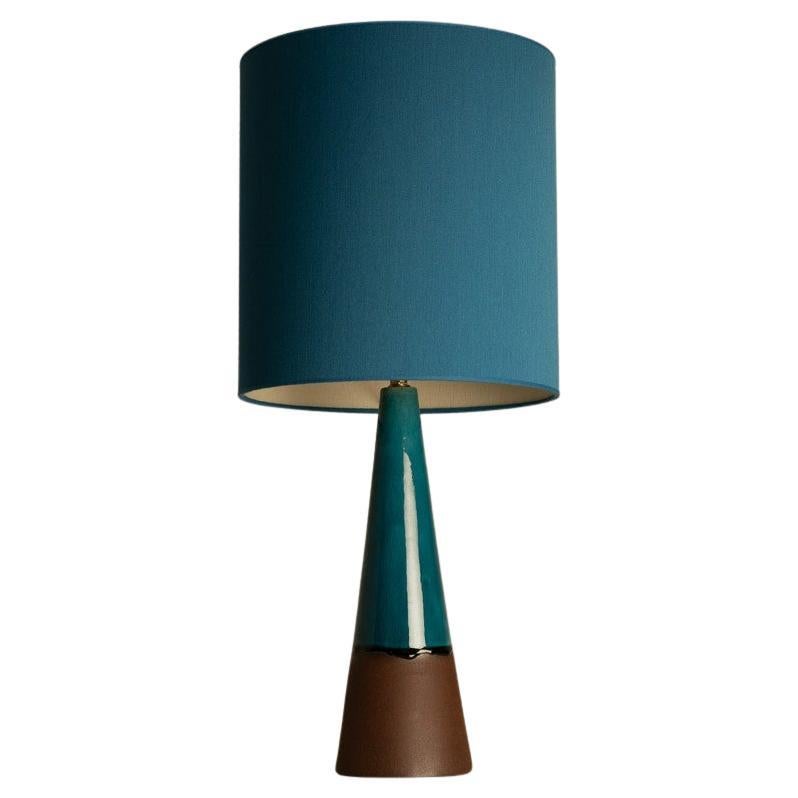 Tischlampe aus Keramik in Aqua und Braun, seidenblauer Lampenschirm von R. Houben, 1950