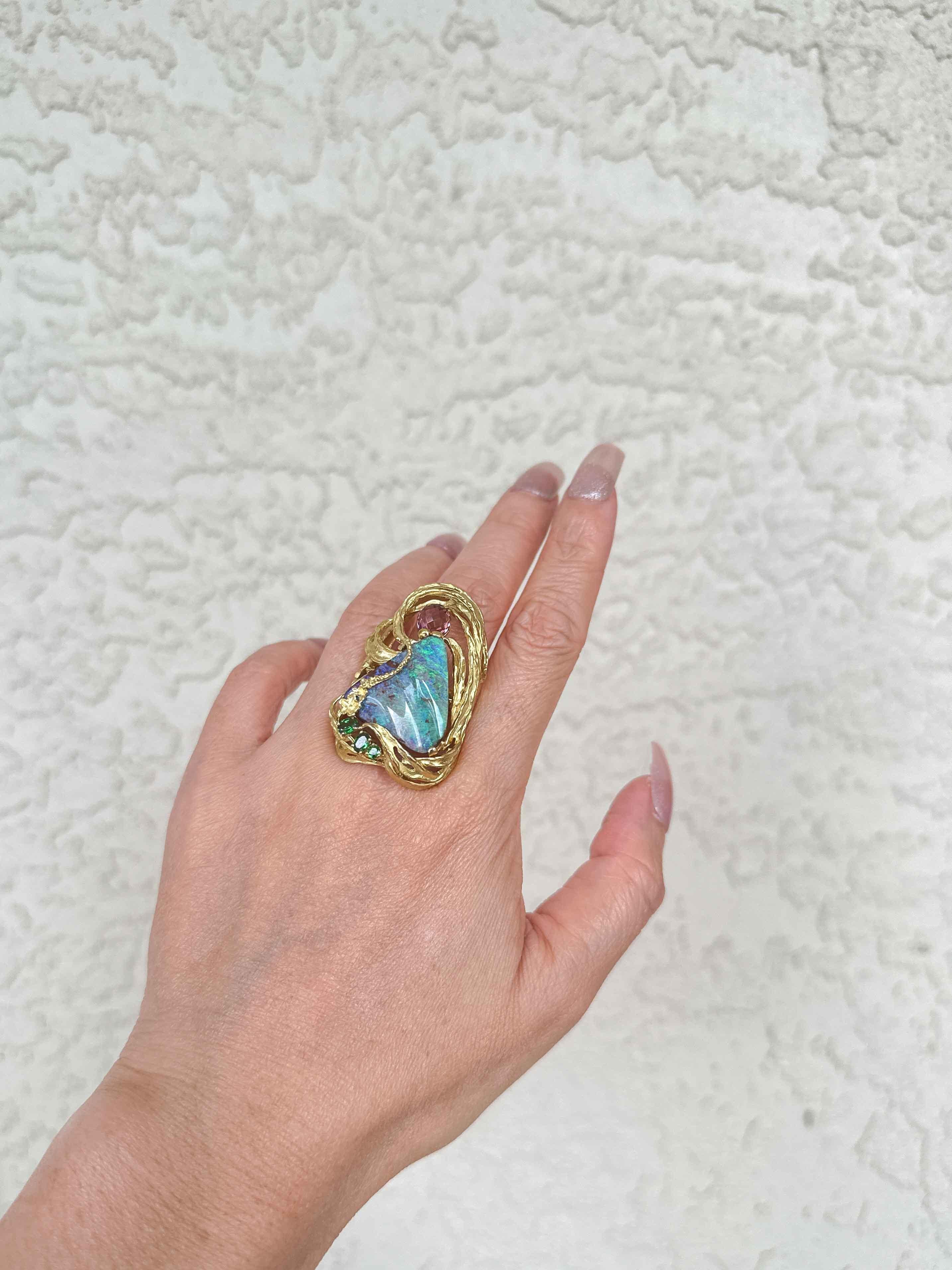 Ciondolo con anello di opale australiano Boulder blu acqua e verde in oro 18 carati 26g V1128 in vendita 6