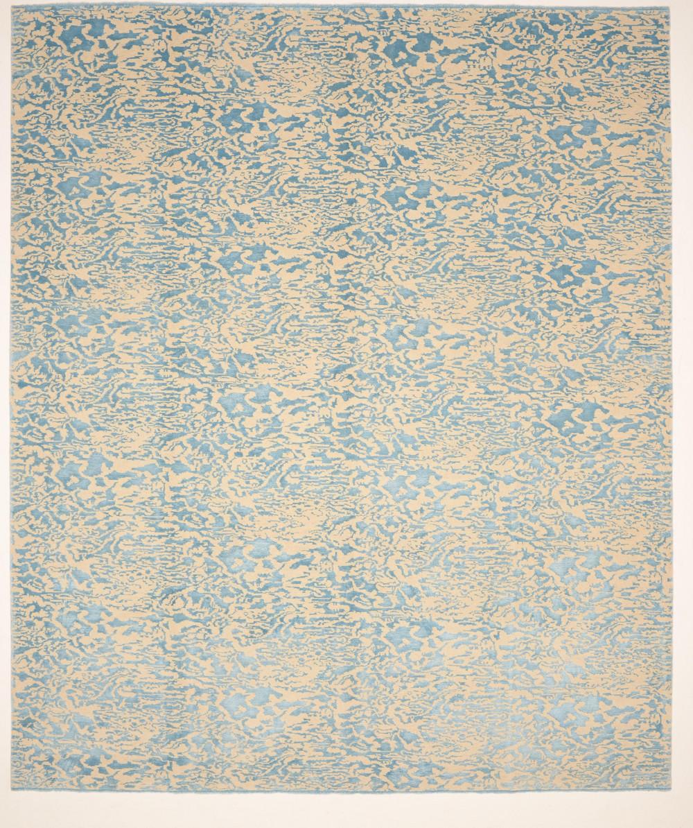 Hand-knotted carpet in wool and silk.
Available in 8' x 10'.
Custom sizing and coloration available.