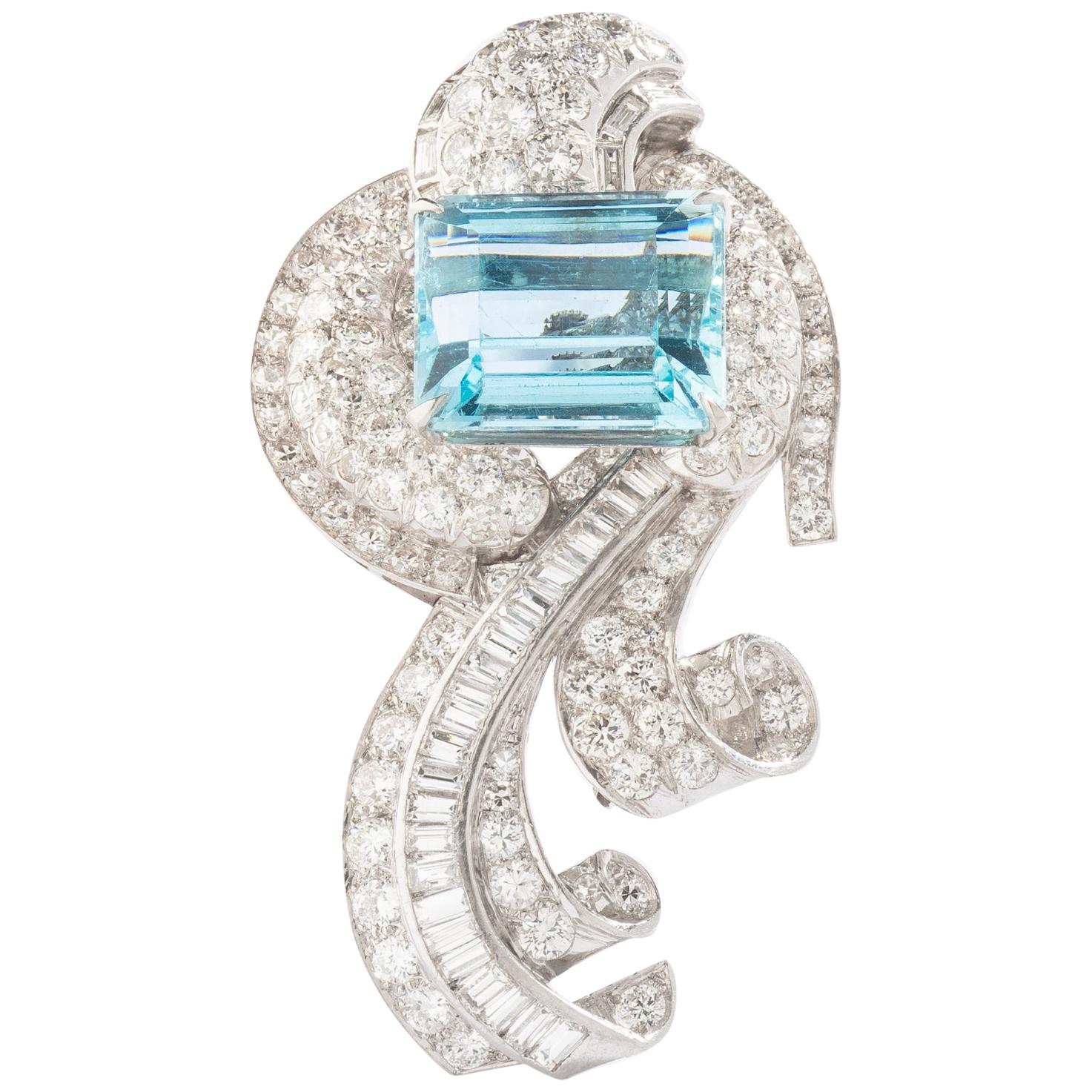 Aquamarine on Art Deco Diamond Platinum Brooch