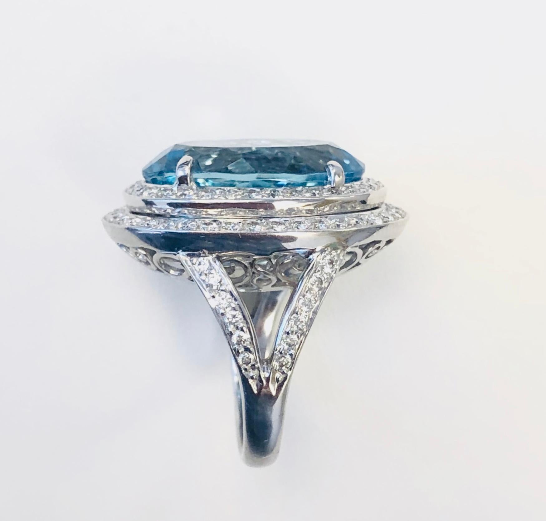 15.95 Carat Aqua Marine and Diamond Ring For Sale 1