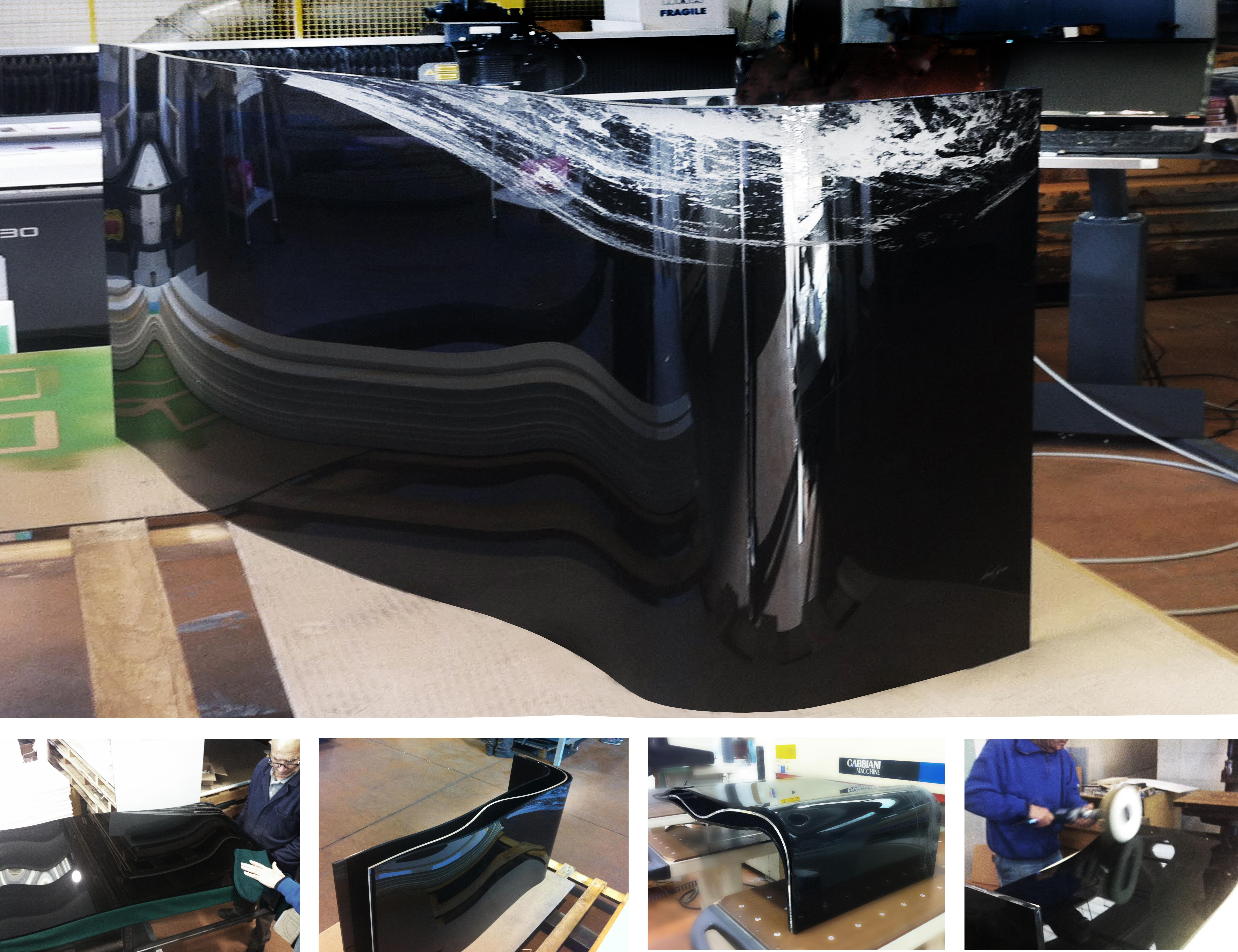 Aquae Black Wave, Coffee Table, Molded Plexiglass Lasercut Engraved For Sale 1