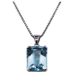 Aquamarin pendant 18 k Gold