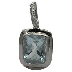 Used Aquamarin Pendant Diamonds 18 K