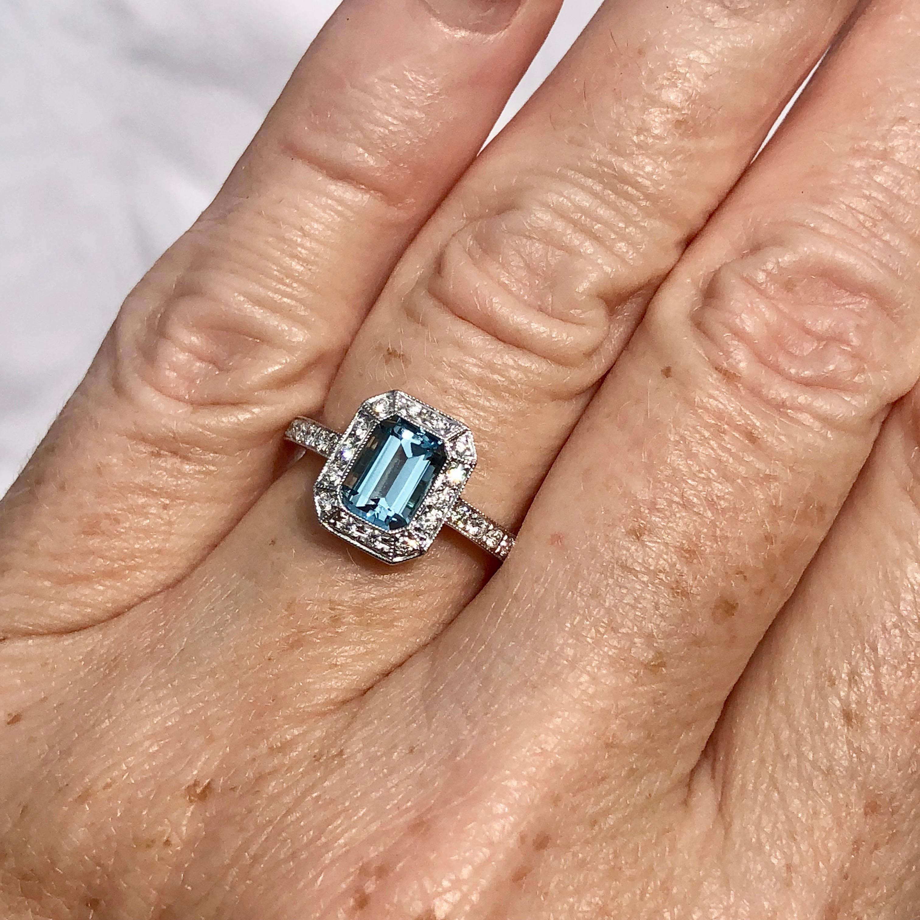 Aquamarine 1.01ct  18k Gold White Diamond Halo Pave Shoulders Engagement Ring In New Condition In London, GB