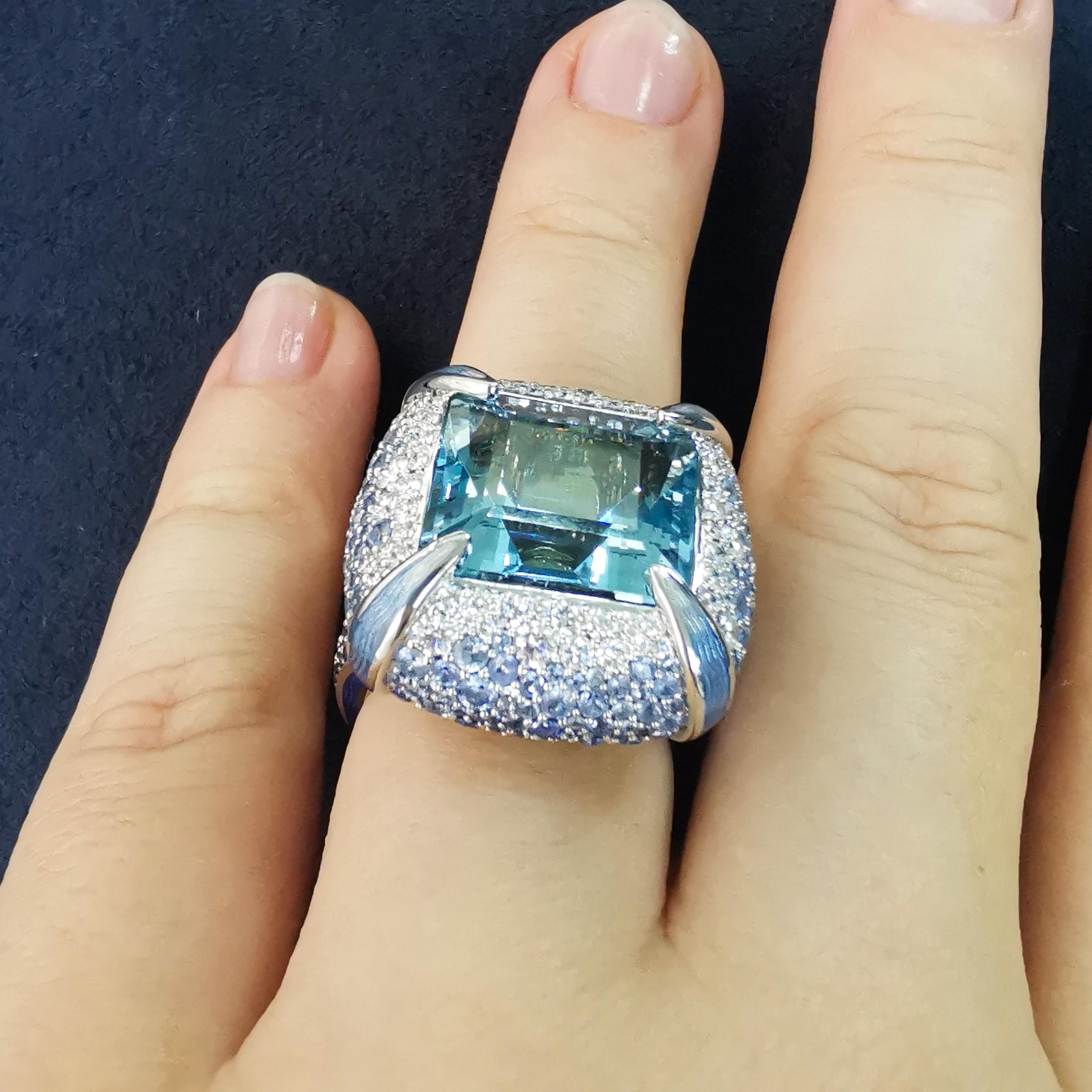 Aquamarine 11.39 Carat Diamonds Sapphires Enamel 18 Karat White Gold Ring For Sale 7