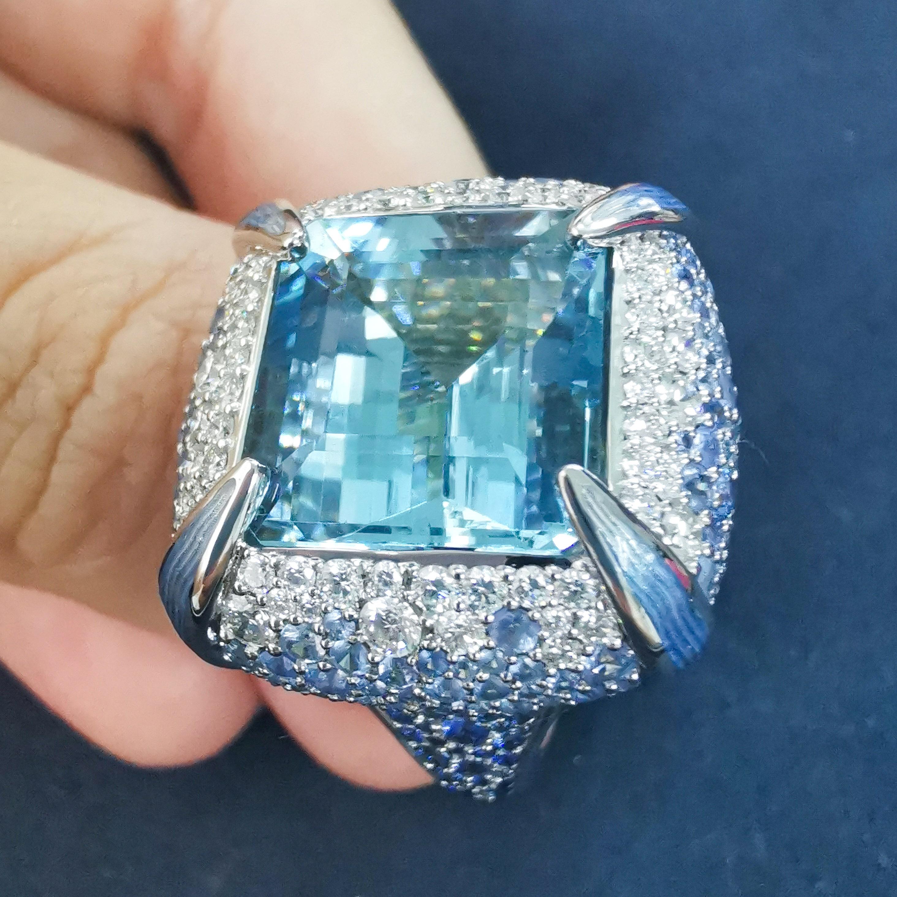 Contemporary Aquamarine 11.39 Carat Diamonds Sapphires Enamel 18 Karat White Gold Ring For Sale