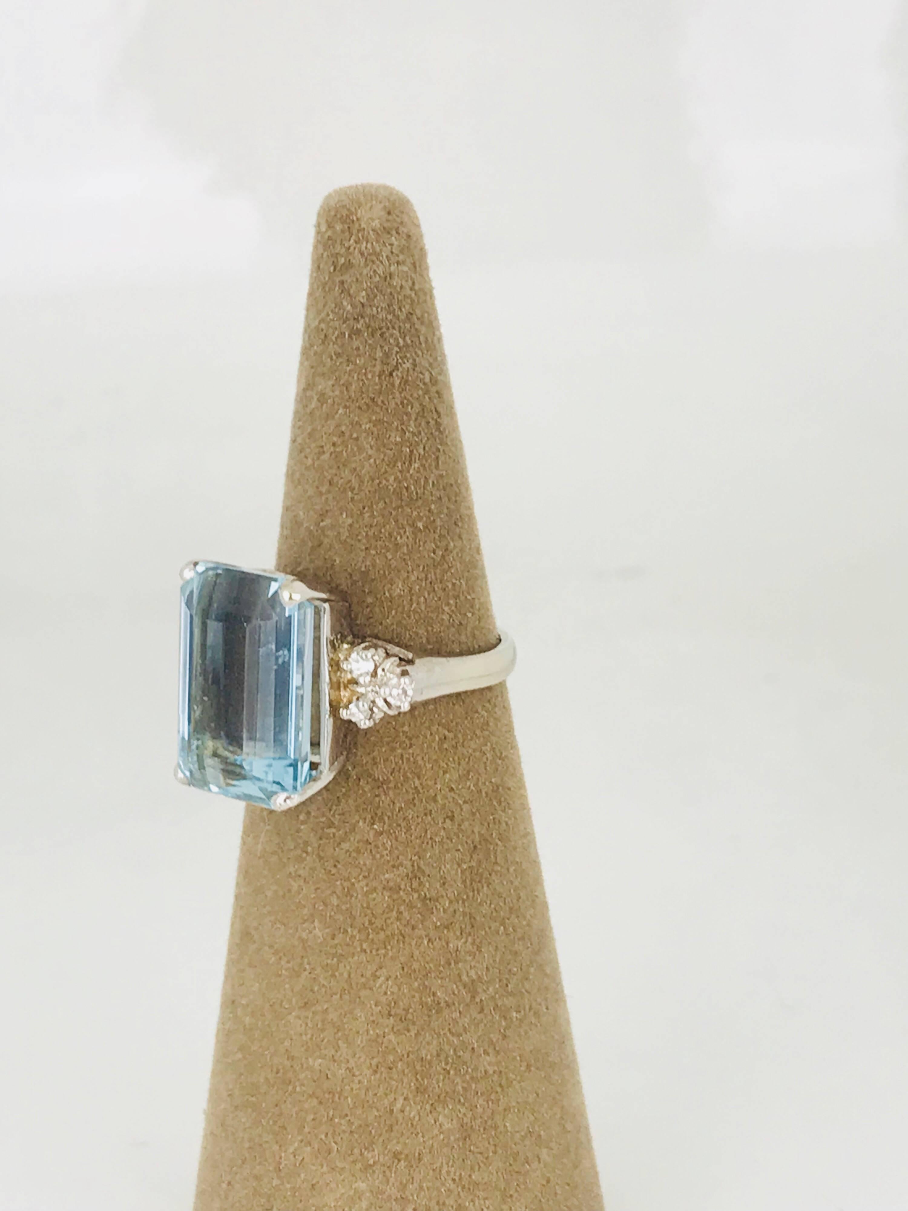 Aquamarine 13.00 Carat Emerald Cut Ring with Diamonds, Retro, circa 1965 For Sale 2