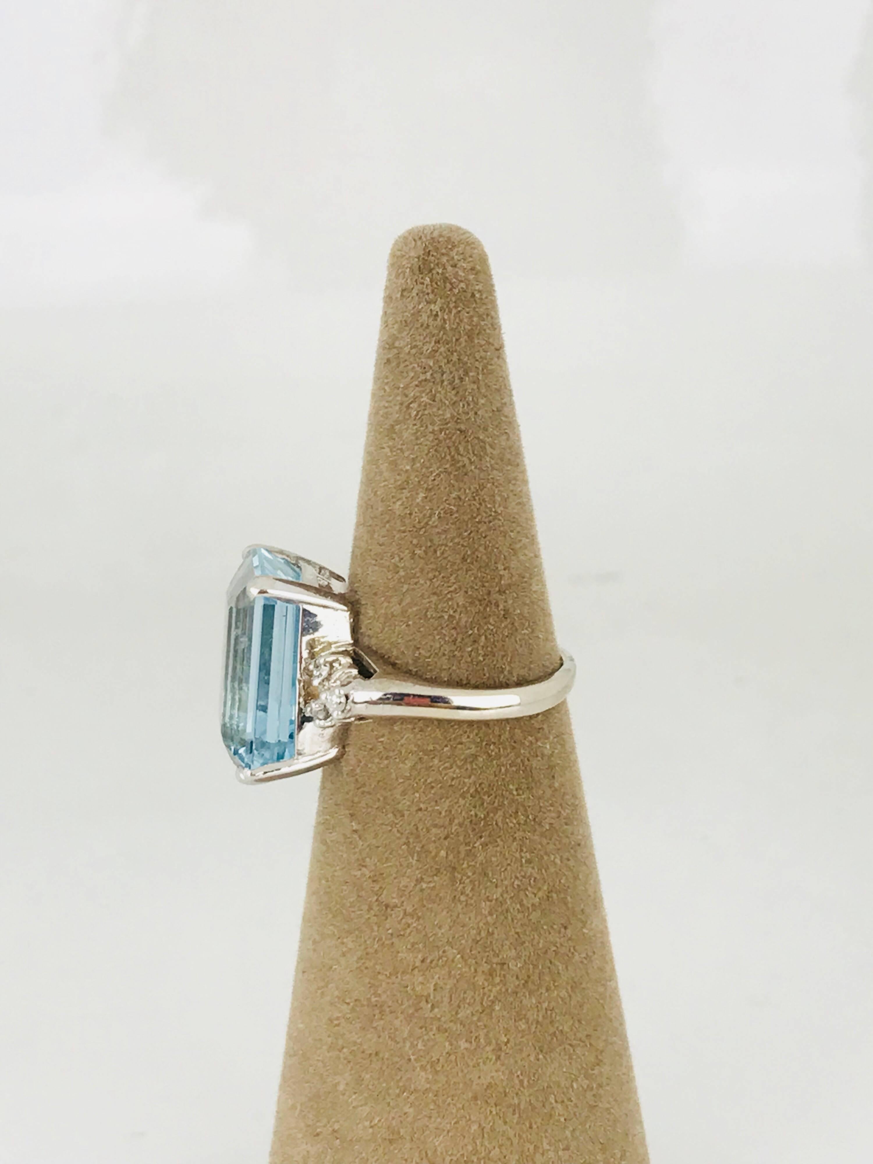 Aquamarine 13.00 Carat Emerald Cut Ring with Diamonds, Retro, circa 1965 For Sale 3