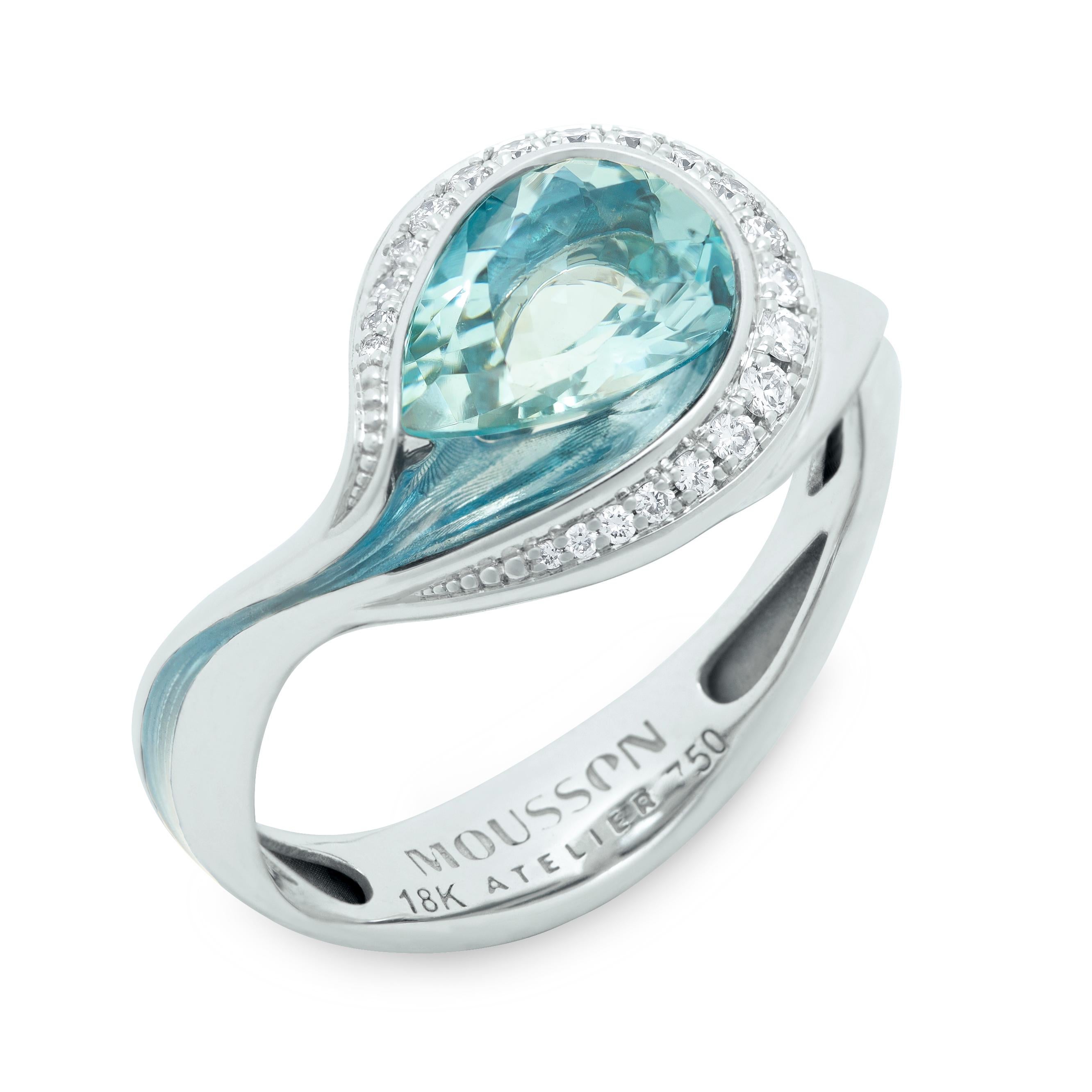 Aquamarine 1.48 Carat Diamonds Enamel 18 Karat White Gold Melted Colors Ring
Enamel here seems to be spreading along the ring from the center down the shank, which reminds us of the name of the collection 