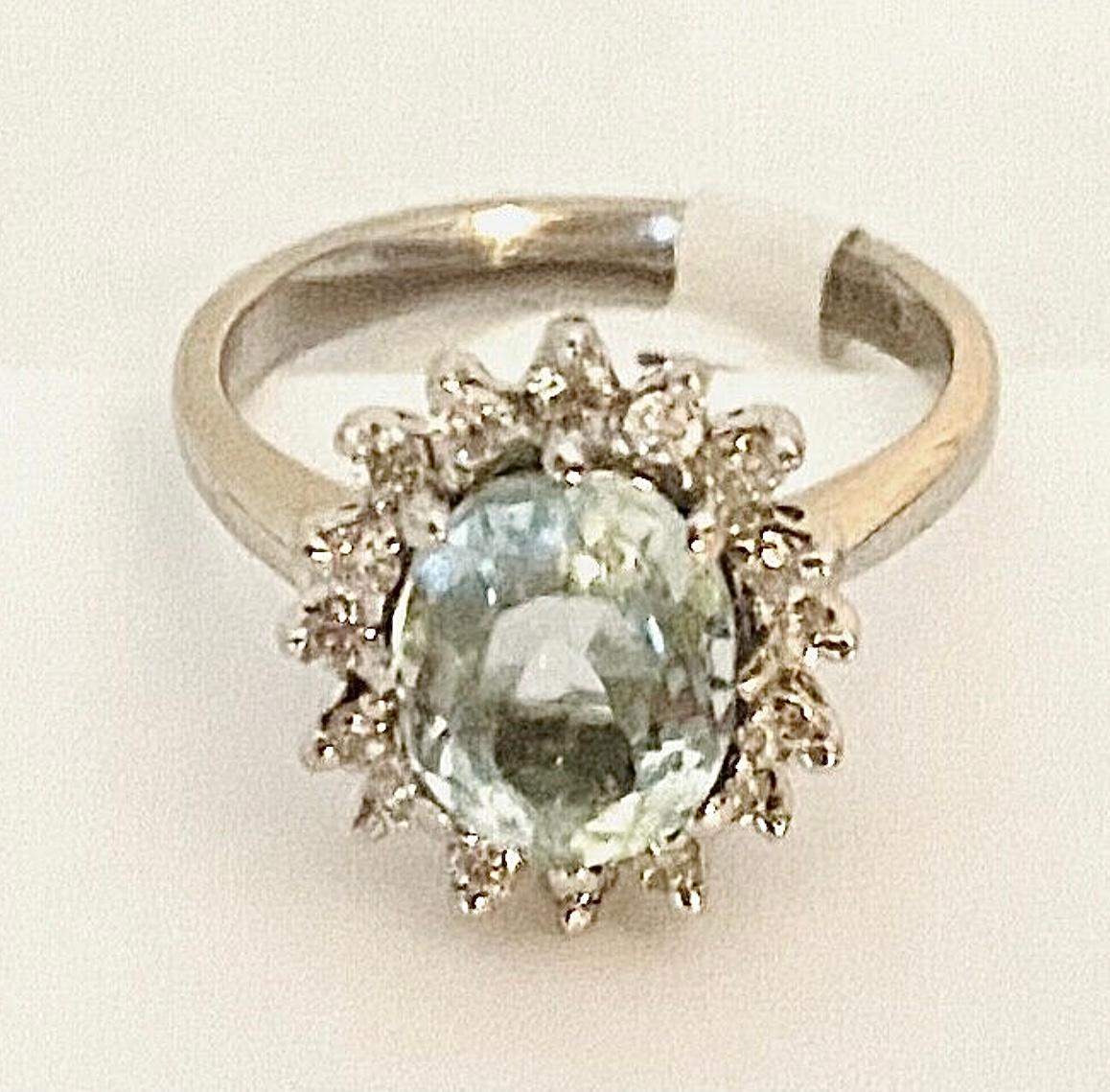 Aquamarine 14K White Gold Diamond Ring In Excellent Condition For Sale In Bradenton, FL