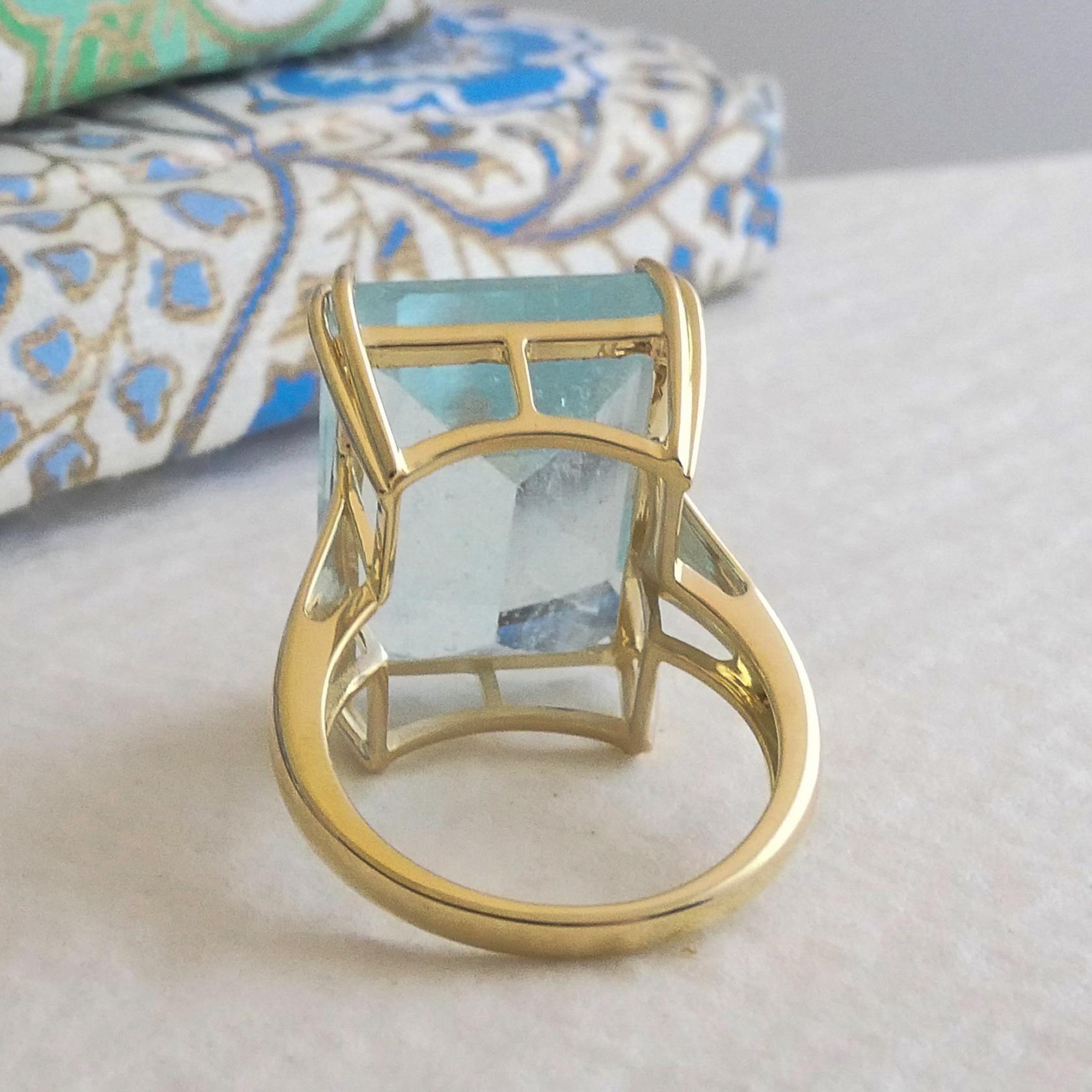 Bague aigue-marine en or jaune 14 carats - Taille 8 en vente 1