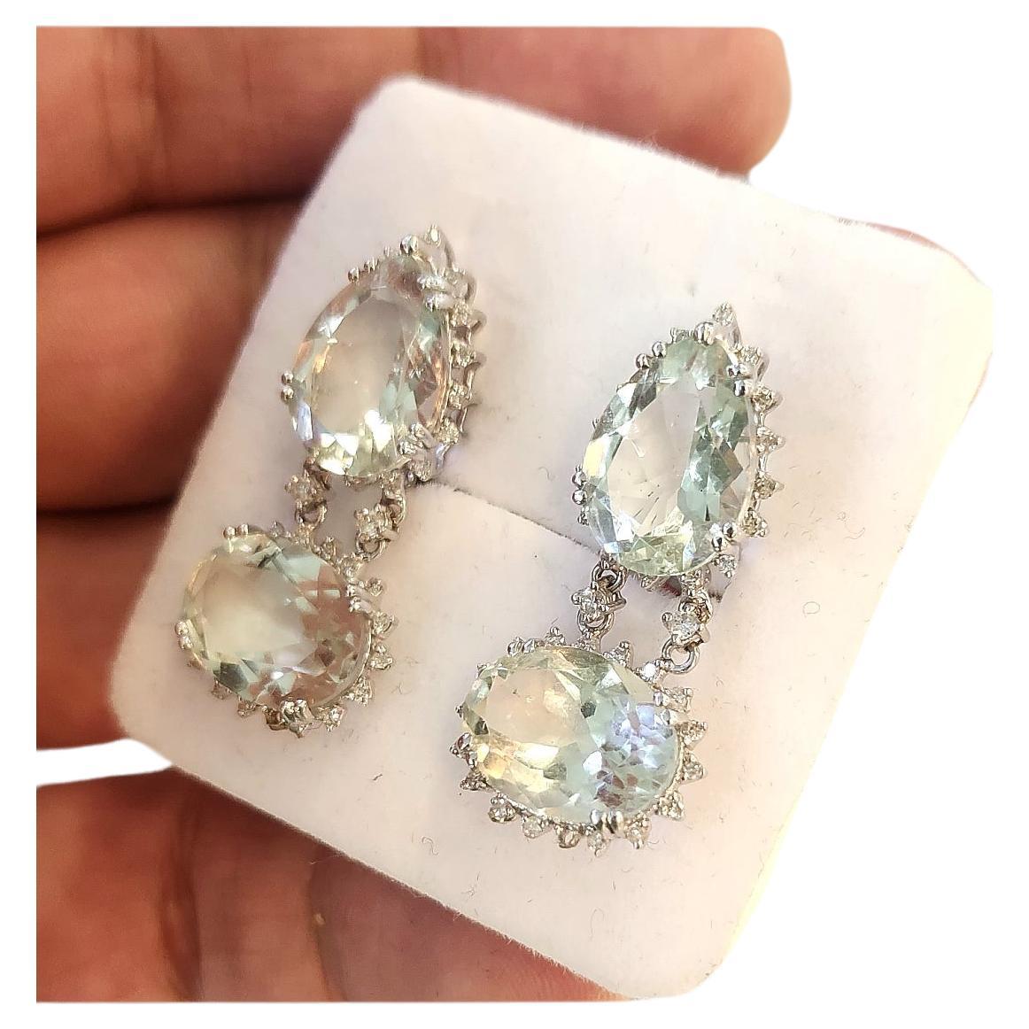 Aquamarine And Brilliant Cut Diamond Gold Earrings In Excellent Condition For Sale In Cairo, EG