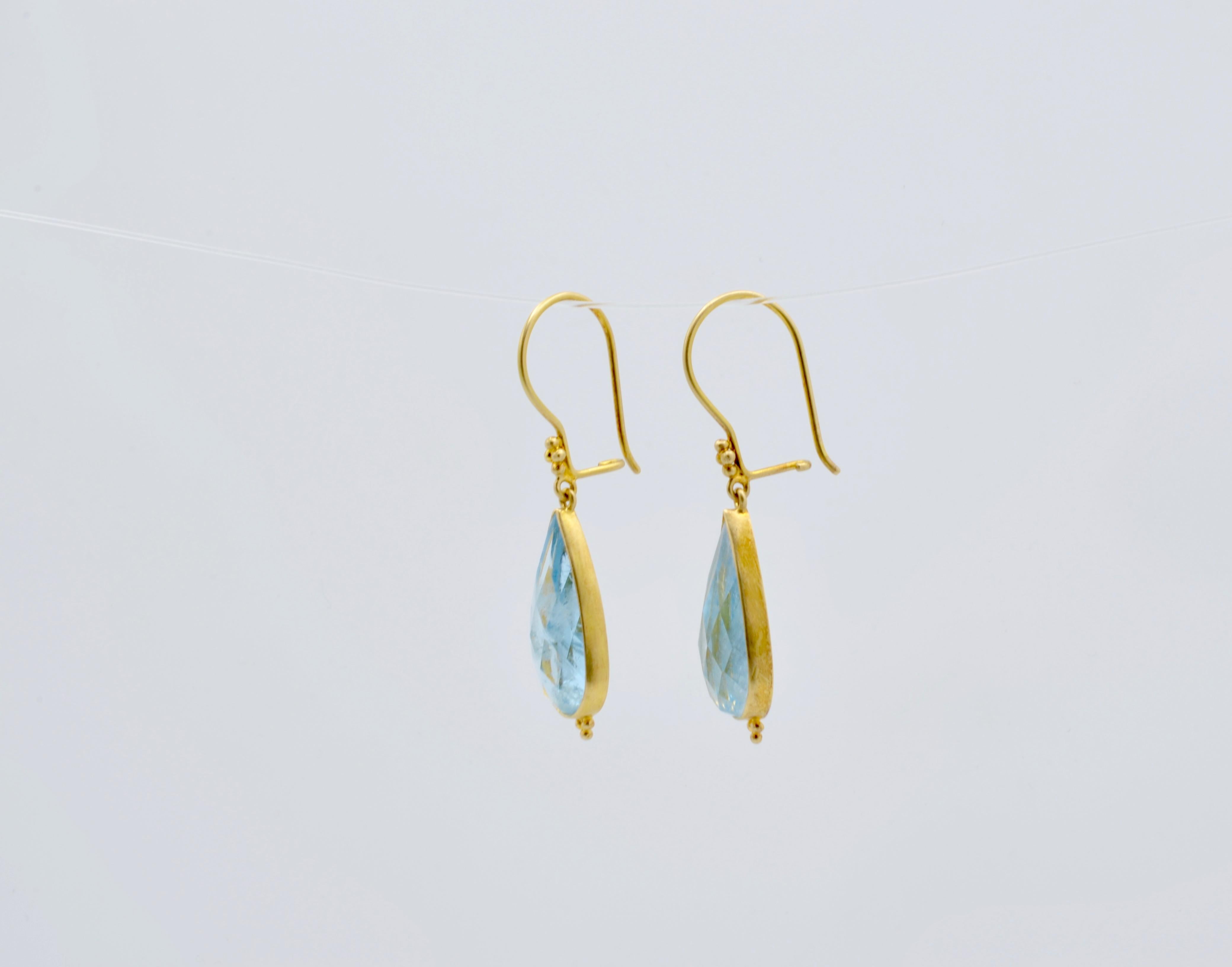 Pear Cut Aquamarine Pear shaped Rose cut and 18 Karat Yellow Gold Drop Earrings
