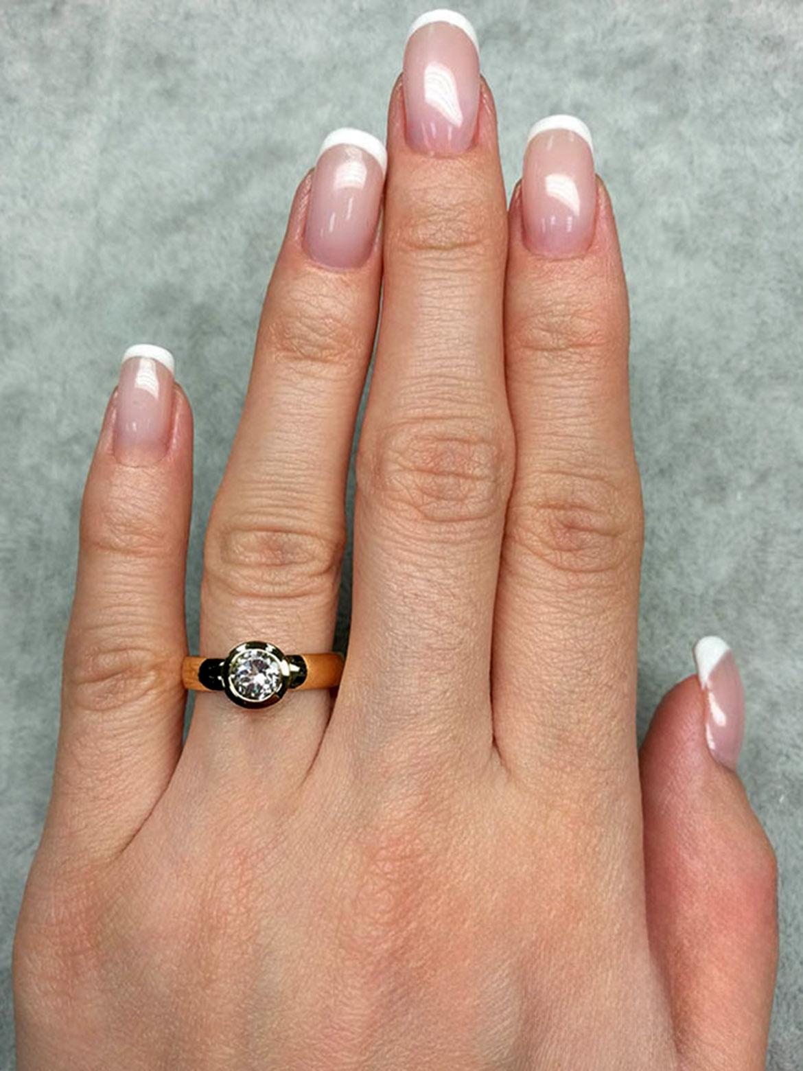 Bague de fiançailles unisexe en or jaune 18 carats, aigue-marine, béryl bleu naturel du Brésil Neuf - En vente à Berlin, DE