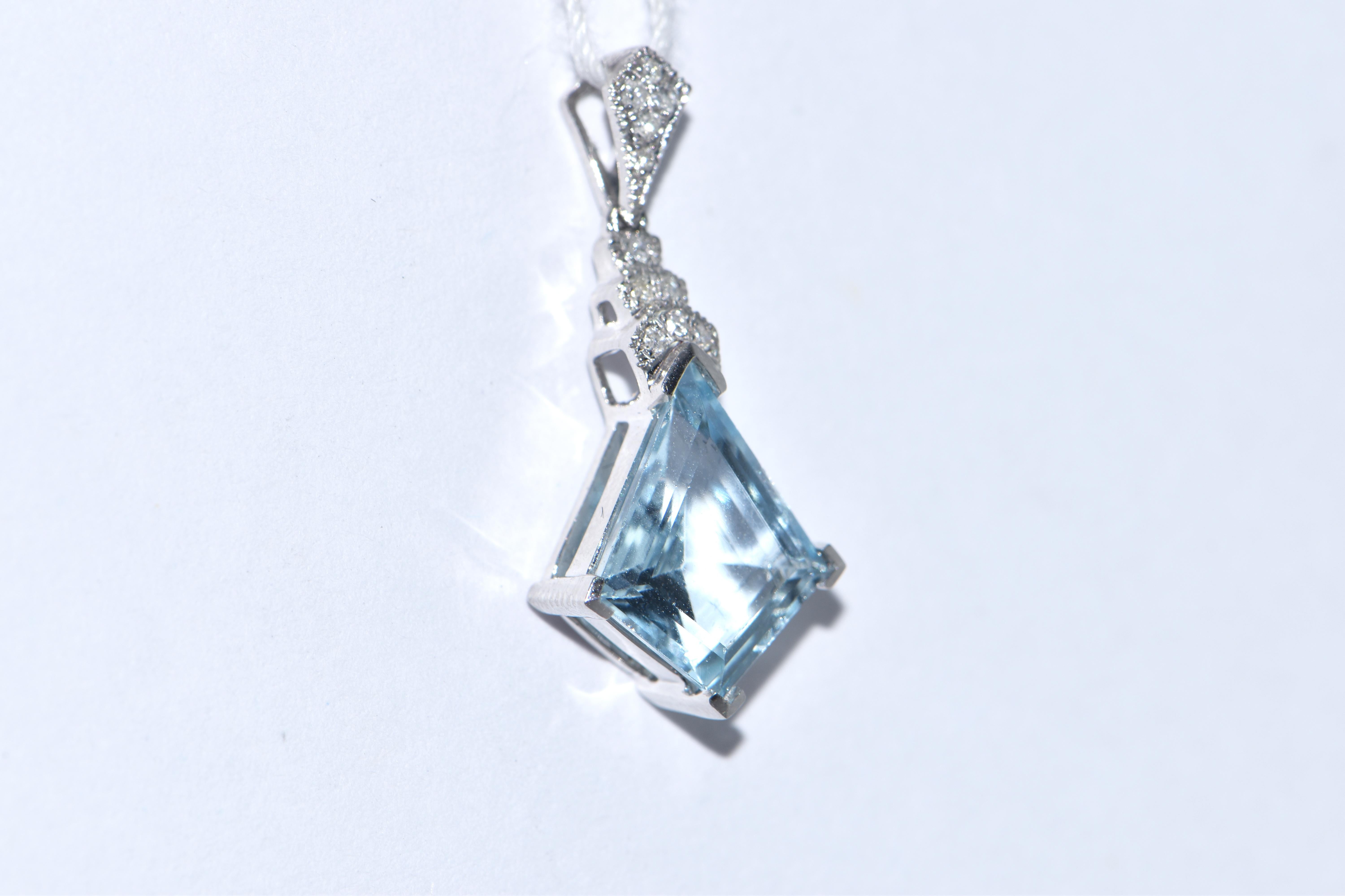 Aquamarine Pendant 