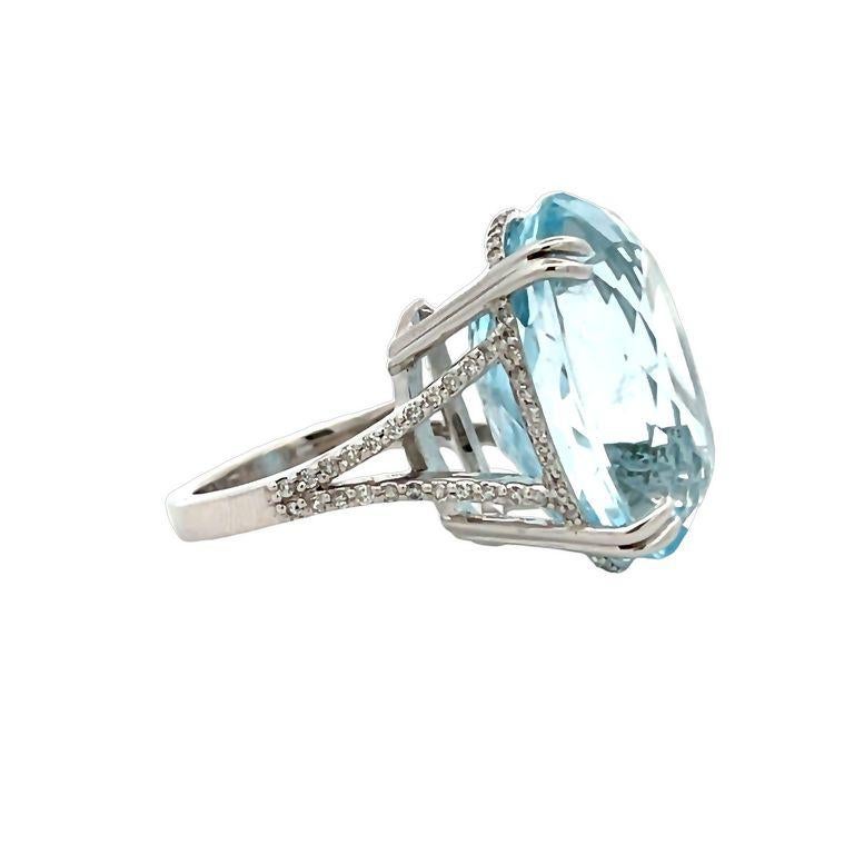Aquamarine 47.00 CT & White Diamonds 0.55CT in 14K White Gold Cocktail Ring For Sale 1