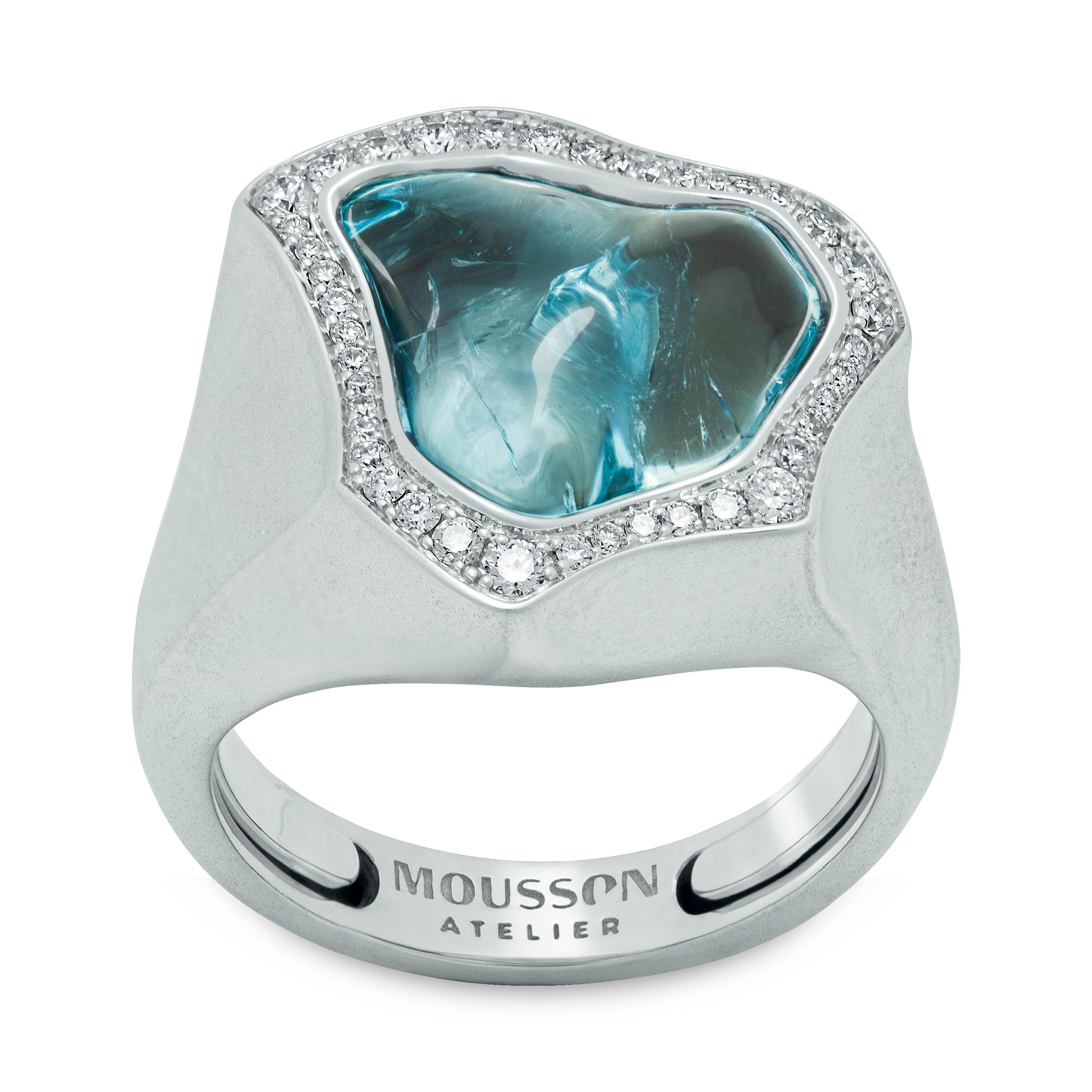 Aquamarine 6.21 Carat Diamonds 18 Karat White Matte Gold Spectrum Ring

Exquisite and stylish, this 18K White Gold, Aquamarine, Diamonds Ring from the Spectrum collection is sure to draw attention. A stunning baroque-shaped Aquamarine is exquisitely