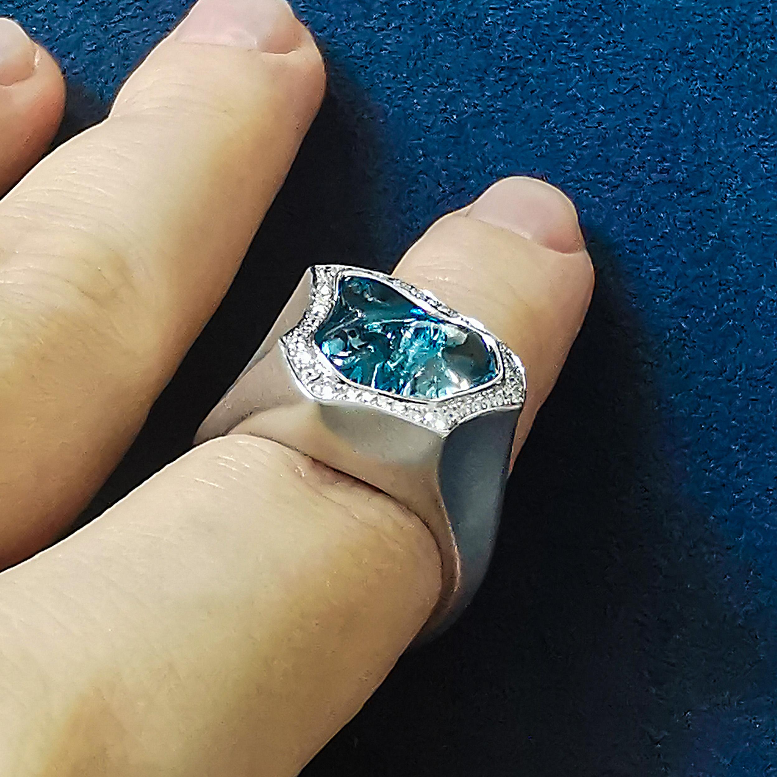 Aquamarine 6.21 Carat Diamonds 18 Karat White Matte Gold Spectrum Ring For Sale 2