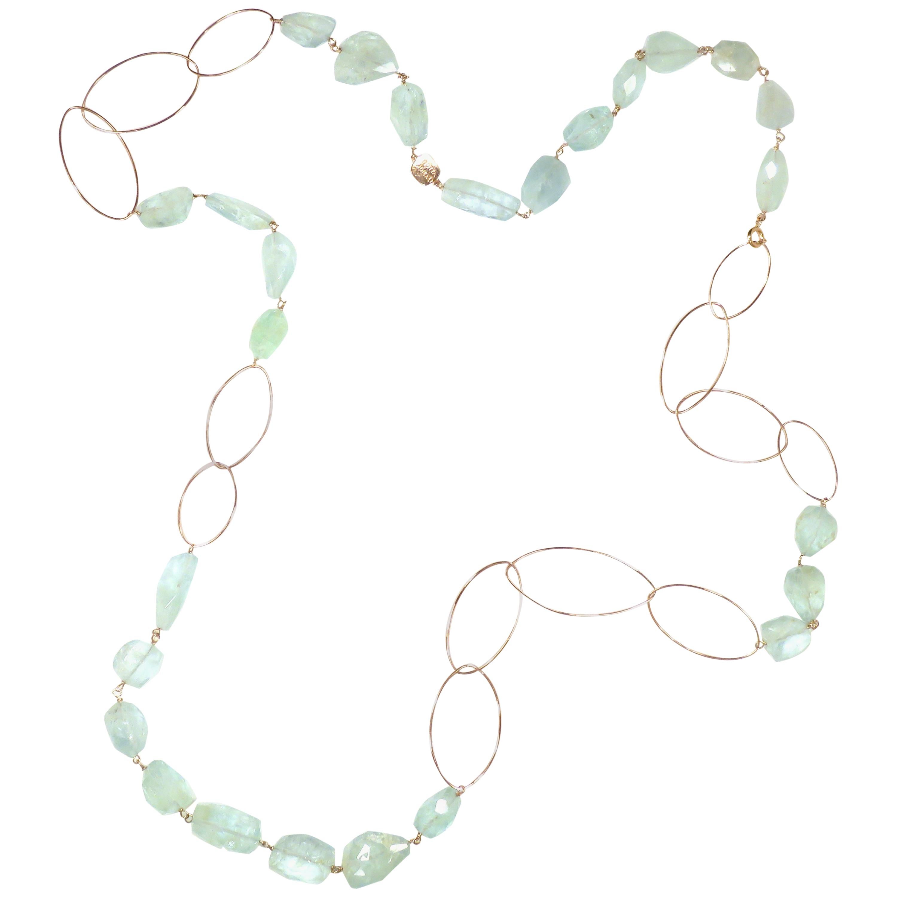 Aquamarine 9 Karat Rose Gold Necklace Handcrafted in Italy by Botta Gioielli For Sale