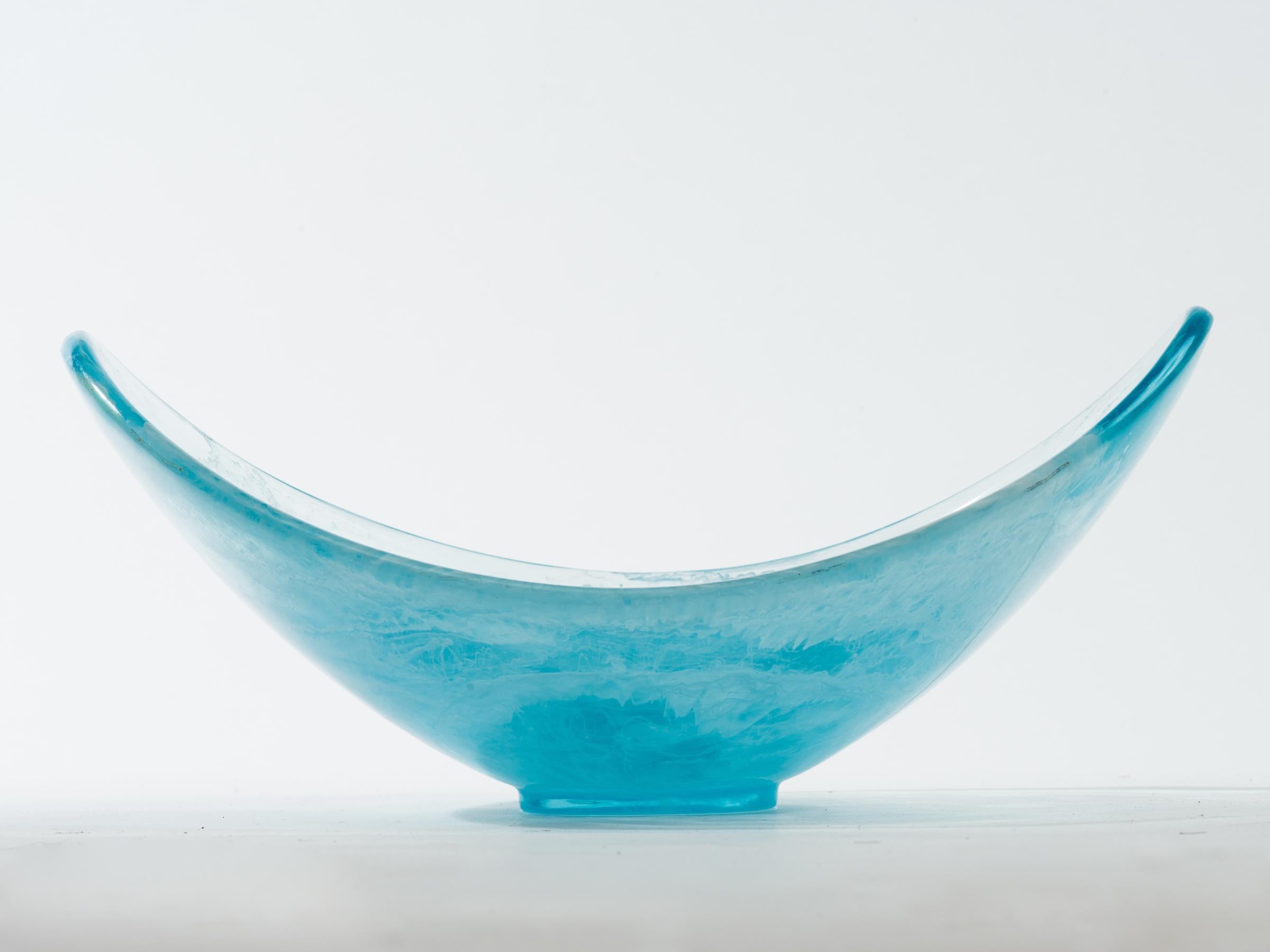 Aquamarine Acrylic Scoop Serving Bowl Set For Sale 1