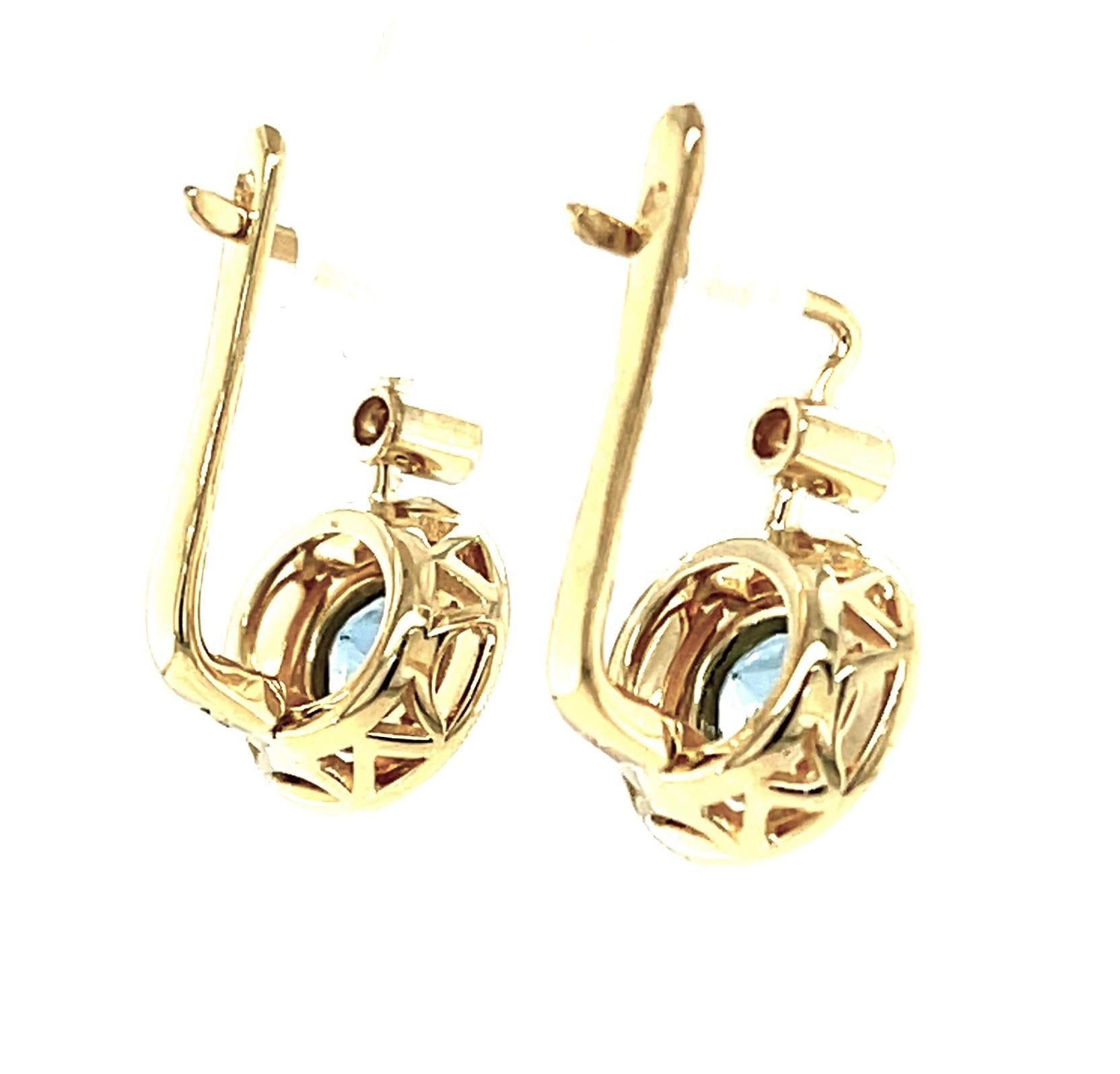 Round Cut Aquamarine and Diamond Drop Earrings in Yellow Gold Bezels with Clip Backs For Sale