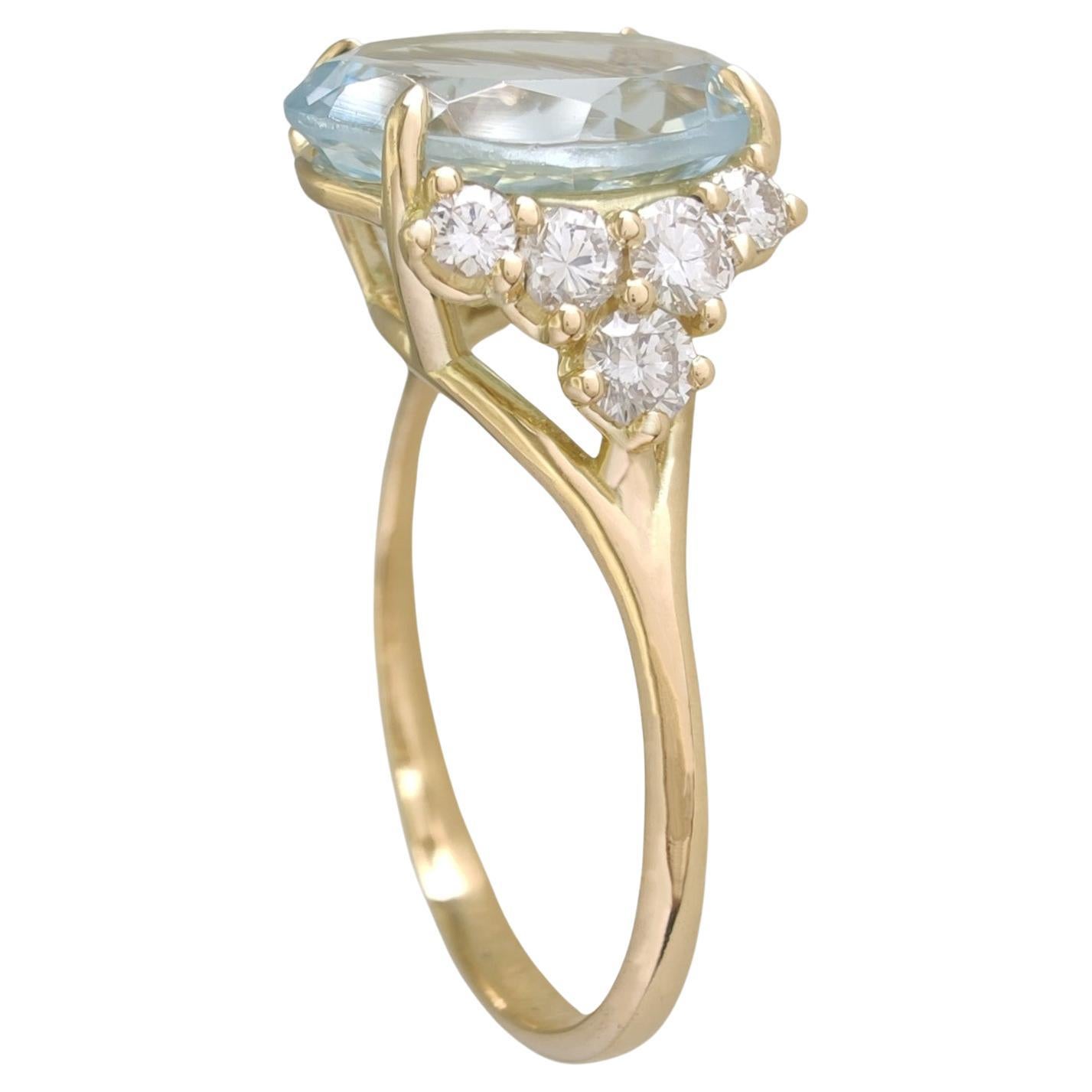 Aquamarine and Diamond 18k Yellow Gold Engagement Ring for Women , Perfect Gift For Sale