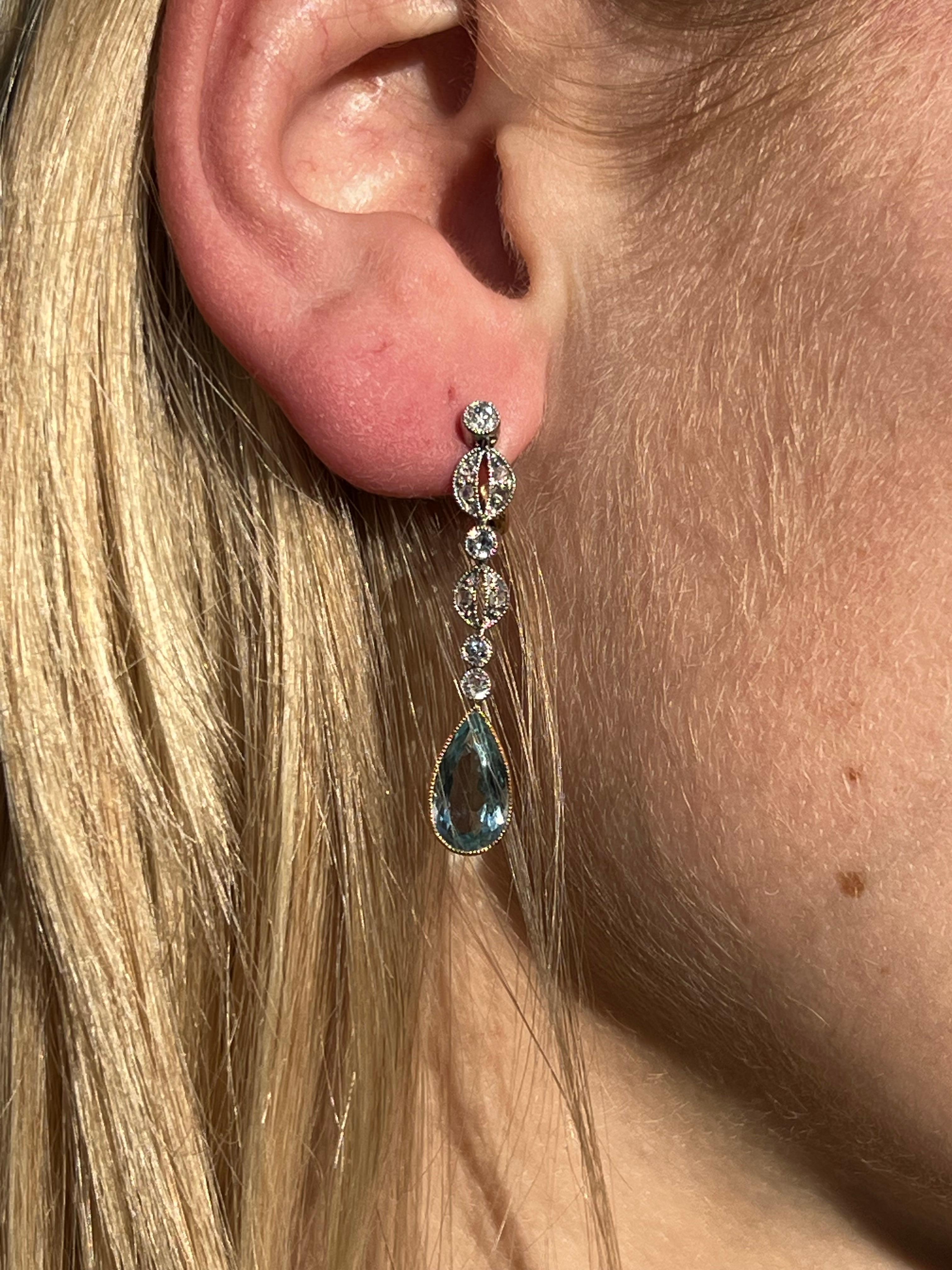 Taille poire Boucles d'oreilles en forme de goutte d'aigue-marine et de diamant, début du 20e siècle en vente
