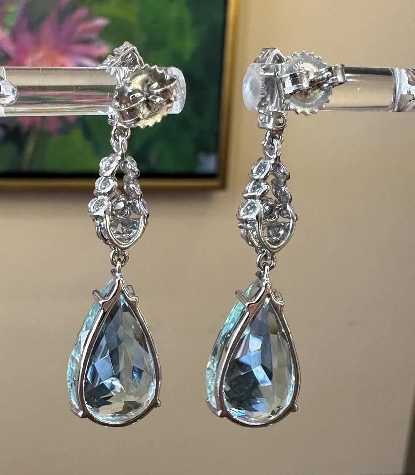 Aquamarine and Diamond Drop Earrings in 18k White Gold In Excellent Condition For Sale In La Jolla, CA