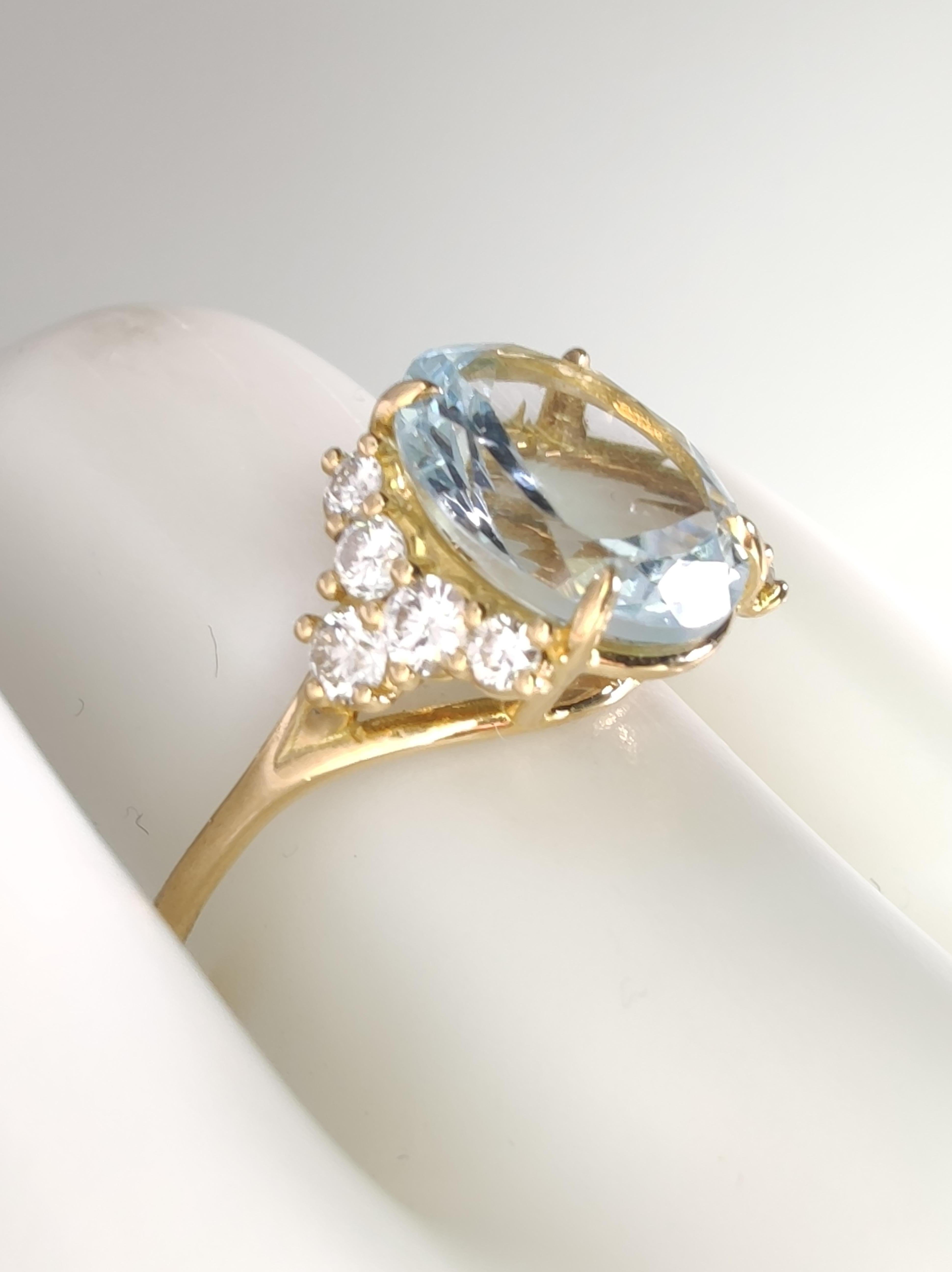 2.69 ct Aquamarine Diamond Engagement Ring - 18K Gold for Women - perfect Gift In New Condition In Sant Josep de sa Talaia, IB