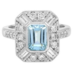 Aquamarin und Diamant Halo Art Deco Stil Verlobungsring in 18k Weißgold