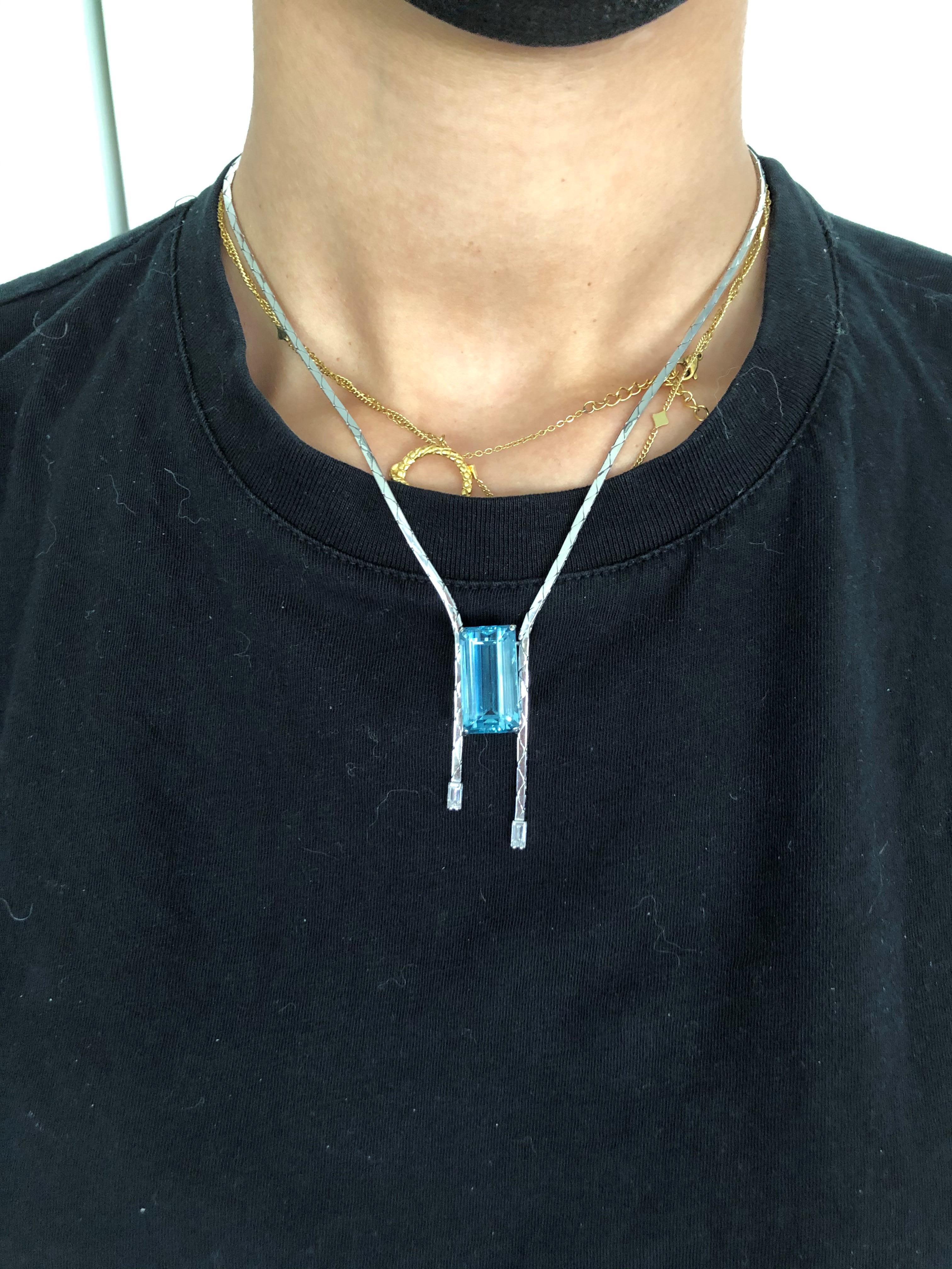Contemporary Aquamarine and Diamond Necklace in 18 Karat White Gold