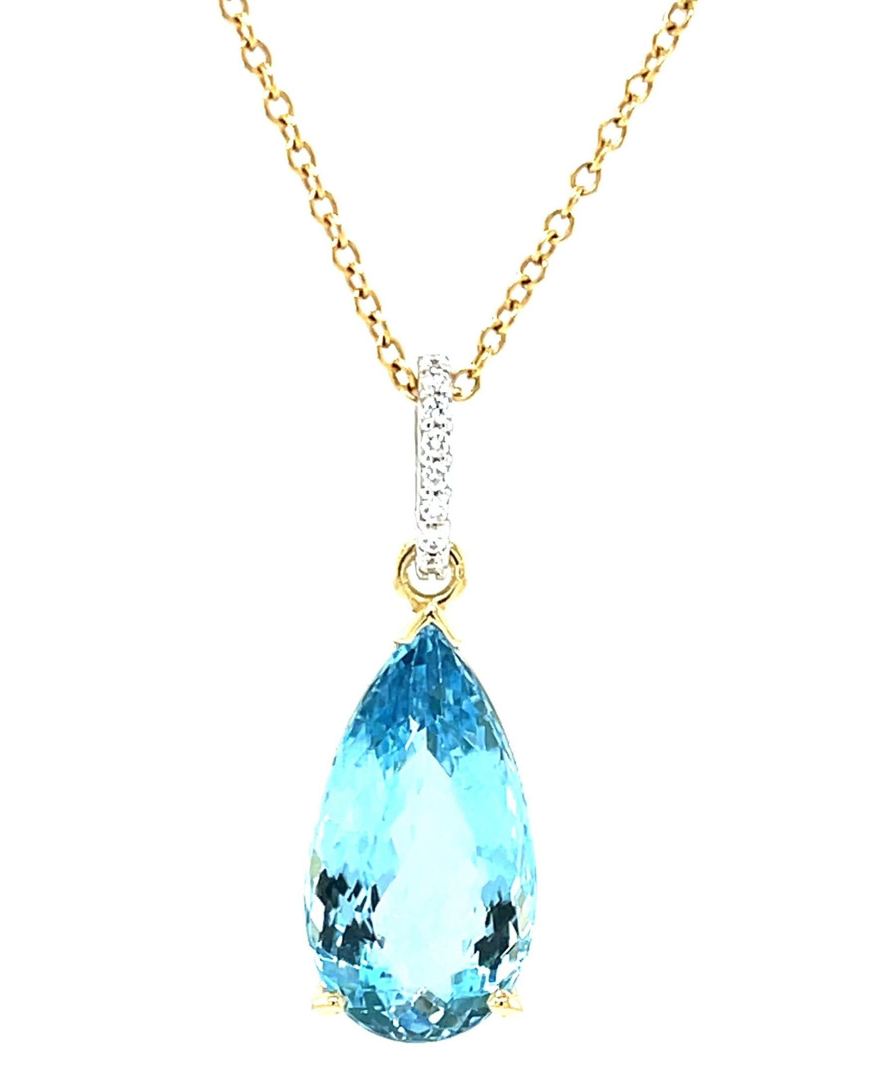 This gorgeous aquamarine and diamond necklace features a spectacular 8.28 carat pear-shaped aquamarine set in 18k yellow gold. The crystalline aquamarine is a top quality gemstone with superior bright blue color and exceptional brilliance!
