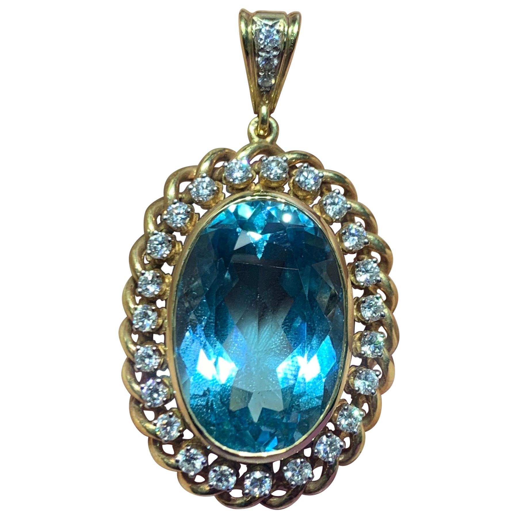 Aquamarine and Diamond Pendant For Sale