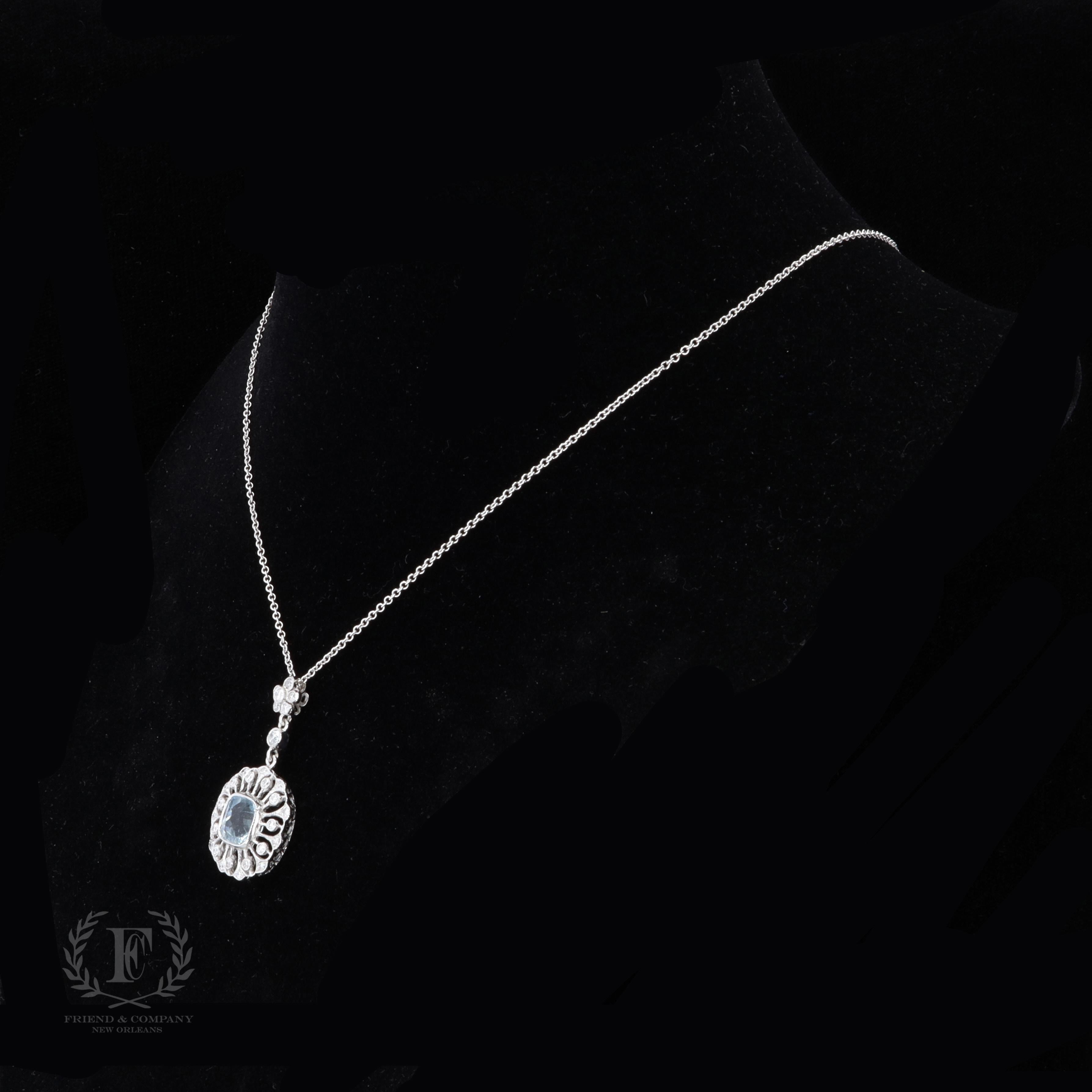 Romantic Aquamarine and Diamond Pendant Necklace For Sale