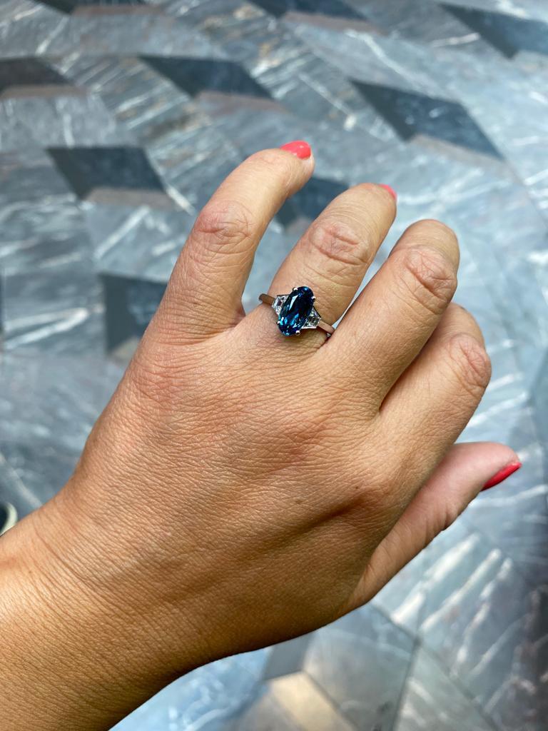 Oval Cut Aquamarine and Diamond Platinum Engagement Ring For Sale