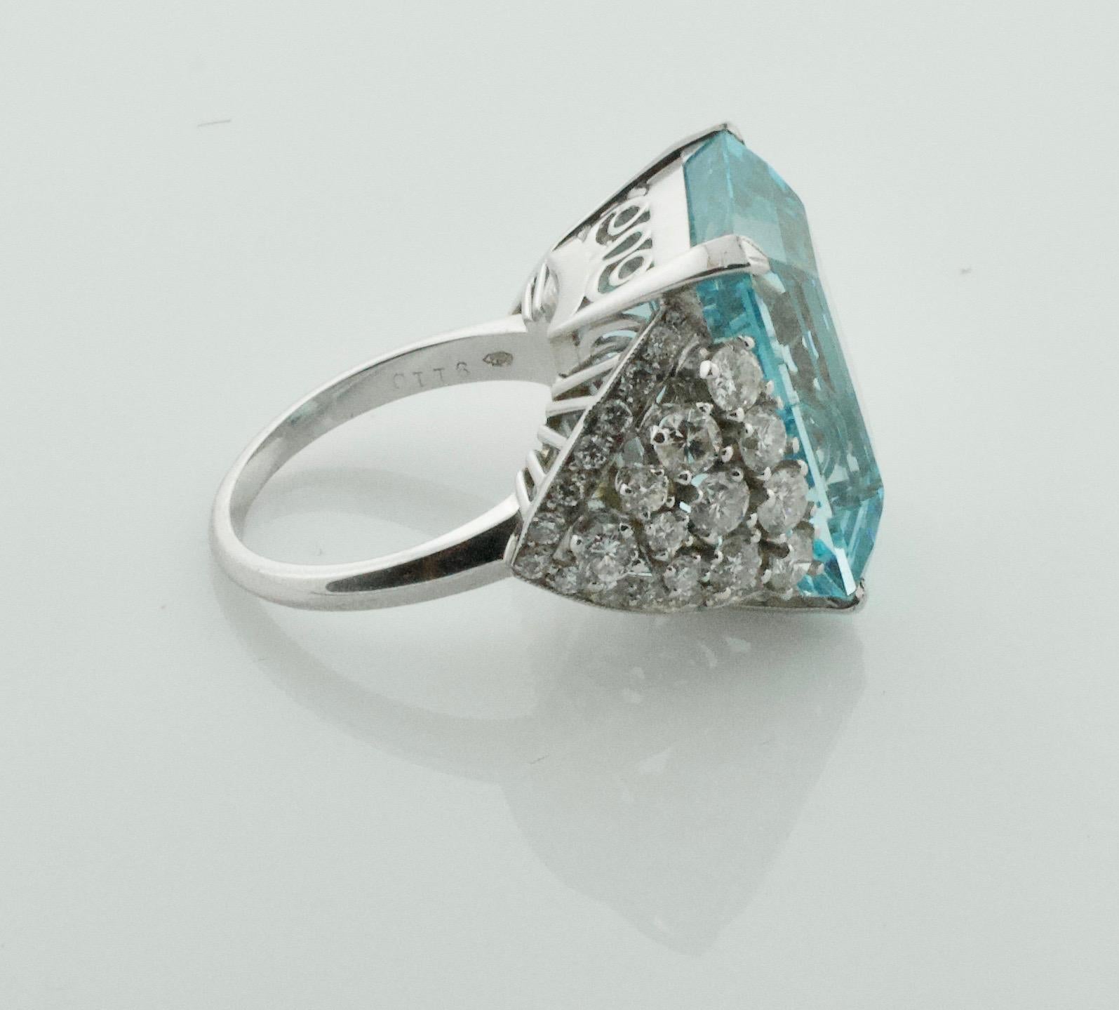 Emerald Cut Aquamarine and Diamond Platinum Ring 20.00 Carat