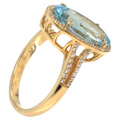 Aquamarin- und Diamantring aus 18 Karat Gelbgold