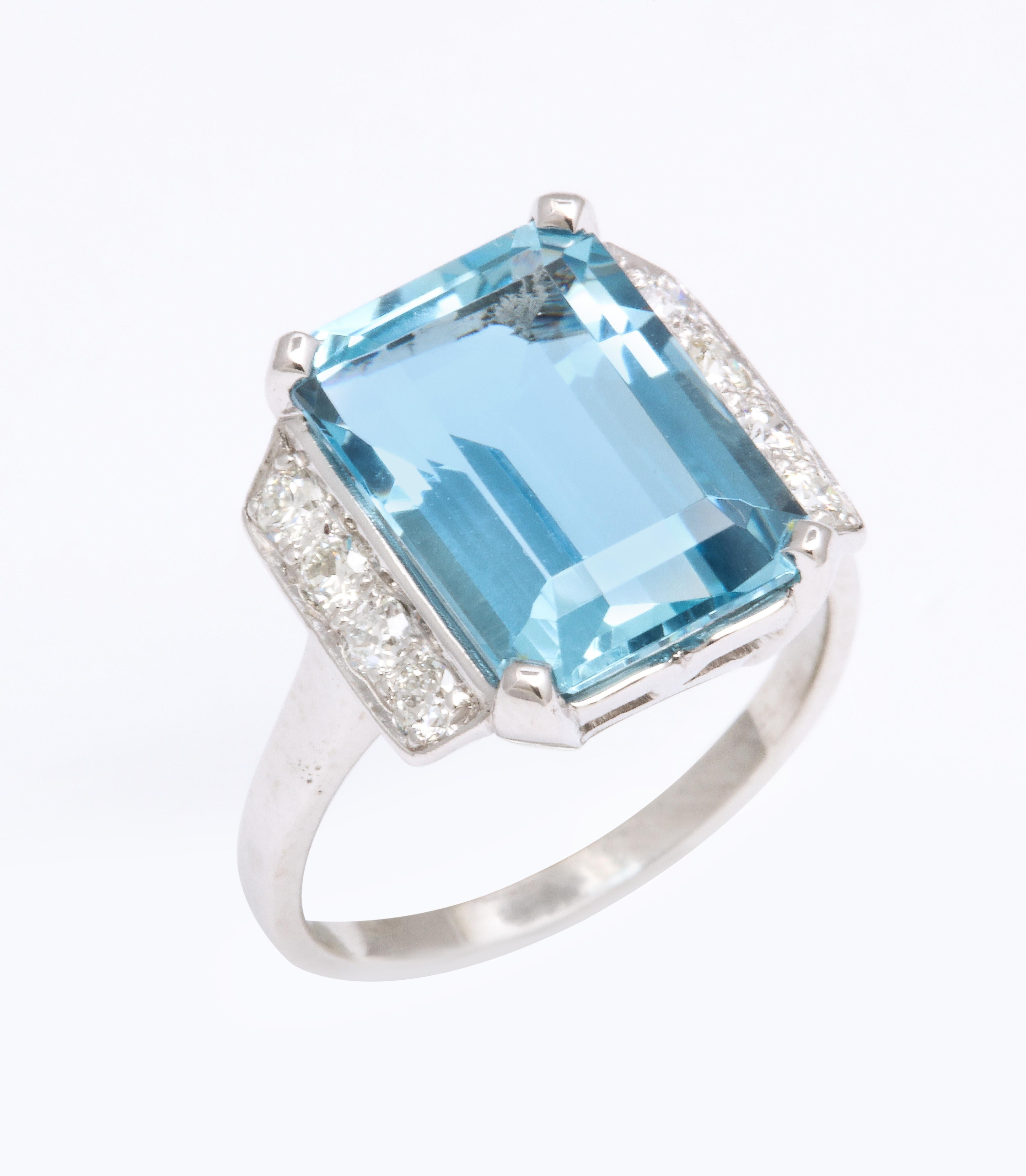 Aquamarine and Diamond Ring 4