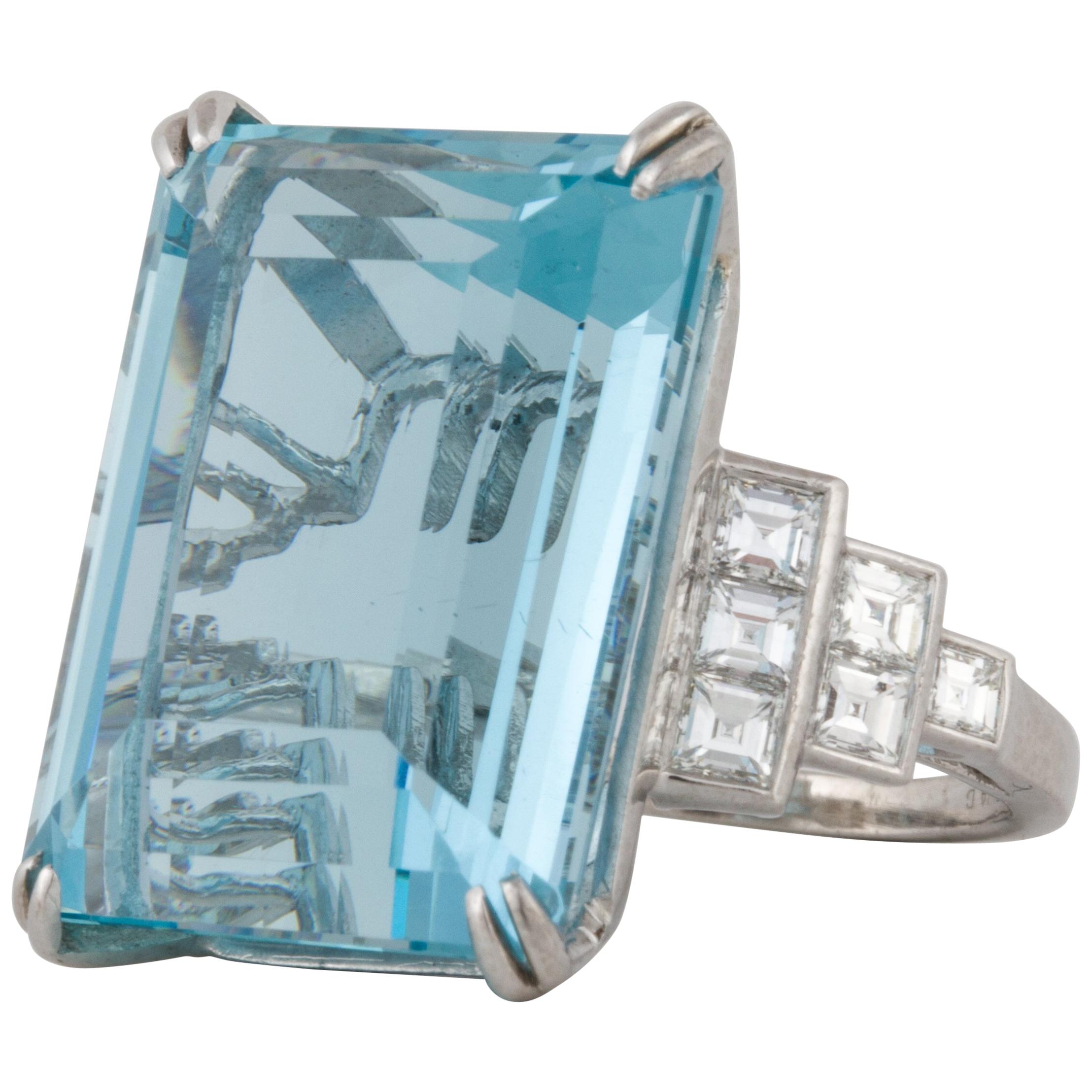 Aquamarine and Diamond Ring in Platinum For Sale