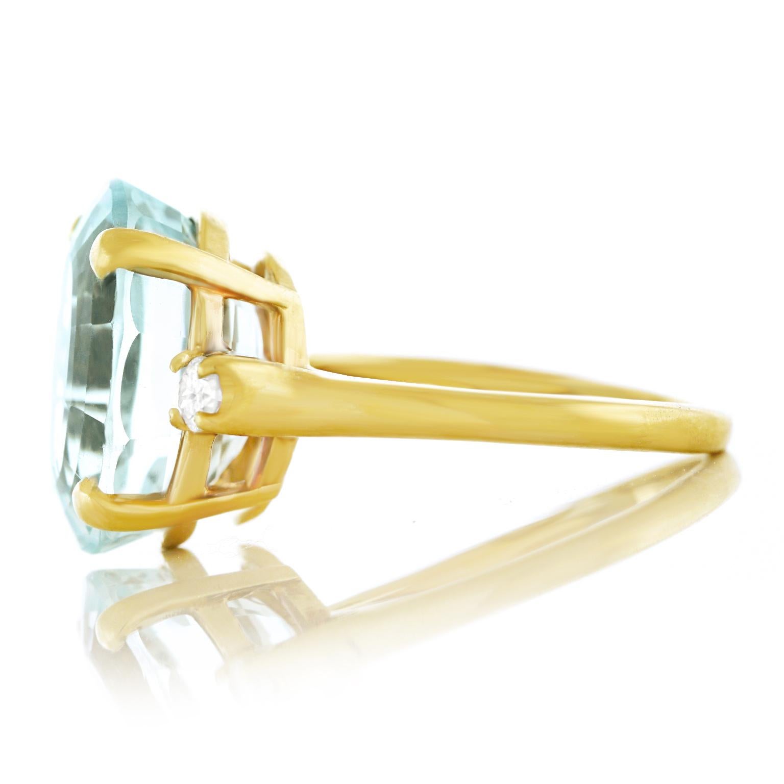 Aquamarine and Diamond Set Gold Ring 3