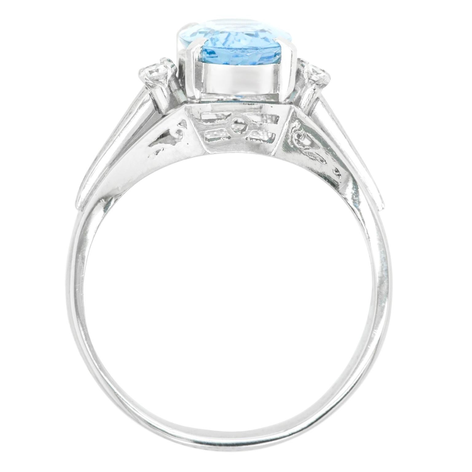 Aquamarine and Diamond-Set Platinum Ring 3